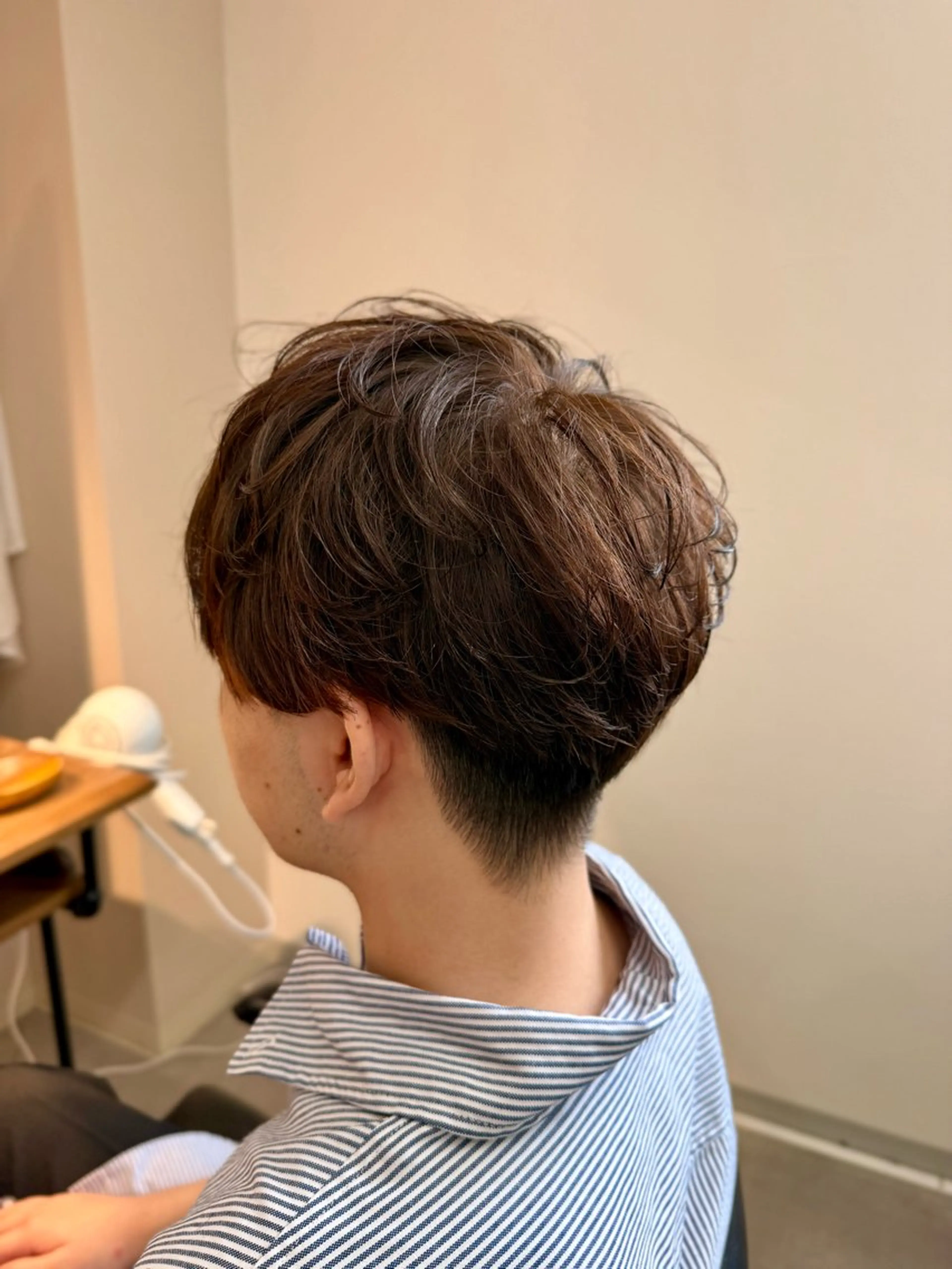 メンズ センターパート フェザーパーマ メンズ韓国風 メンズパーマ カット パーマ ダウンパーマ/メンズ パーマ/千葉駅/下田のヘアスタイル