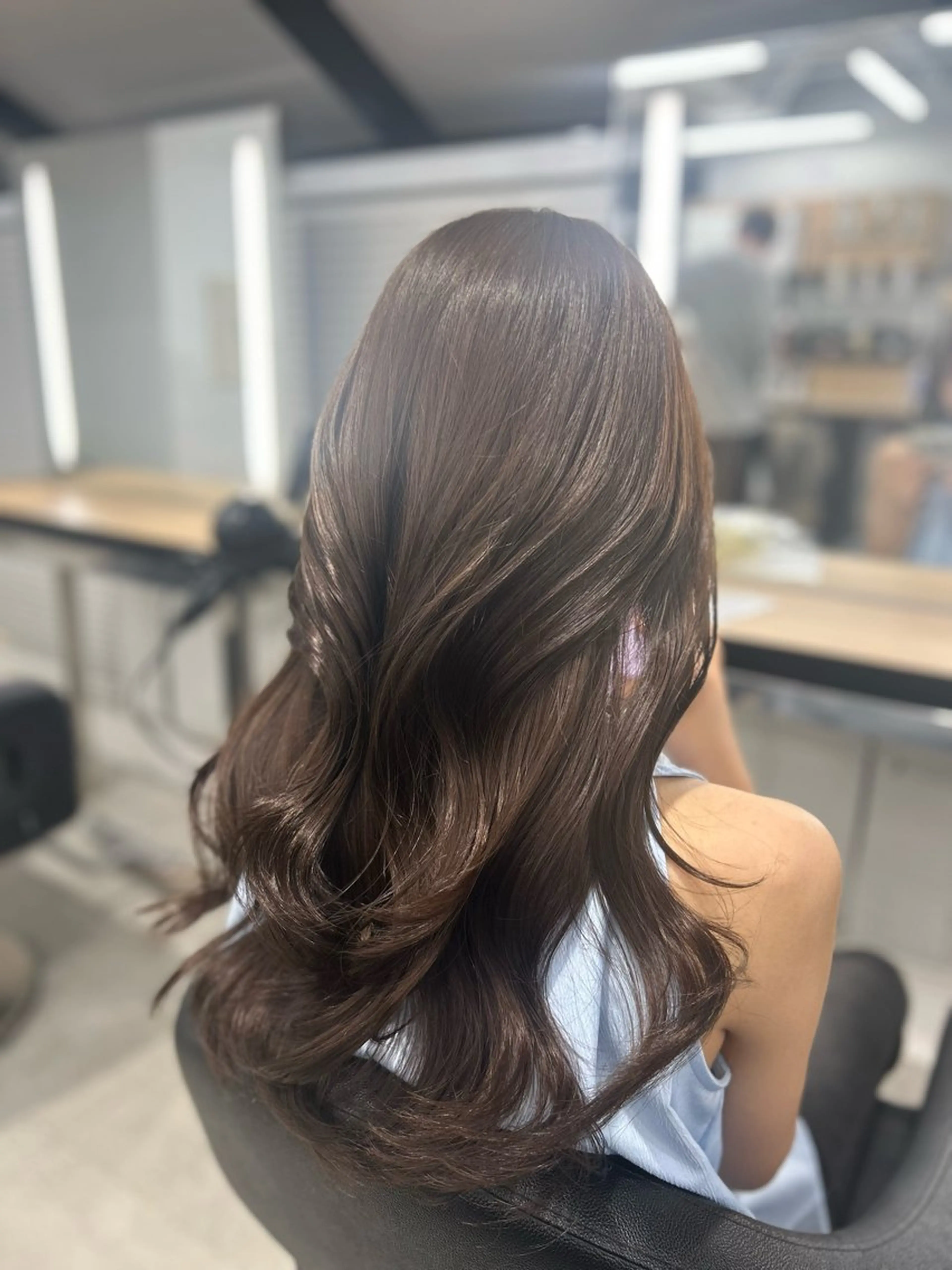 ロング カラー ヘアカラー トリートメント ヘッドスパ ヘアセット YUKA🤍ベージュ /ミルクティーのヘアスタイル