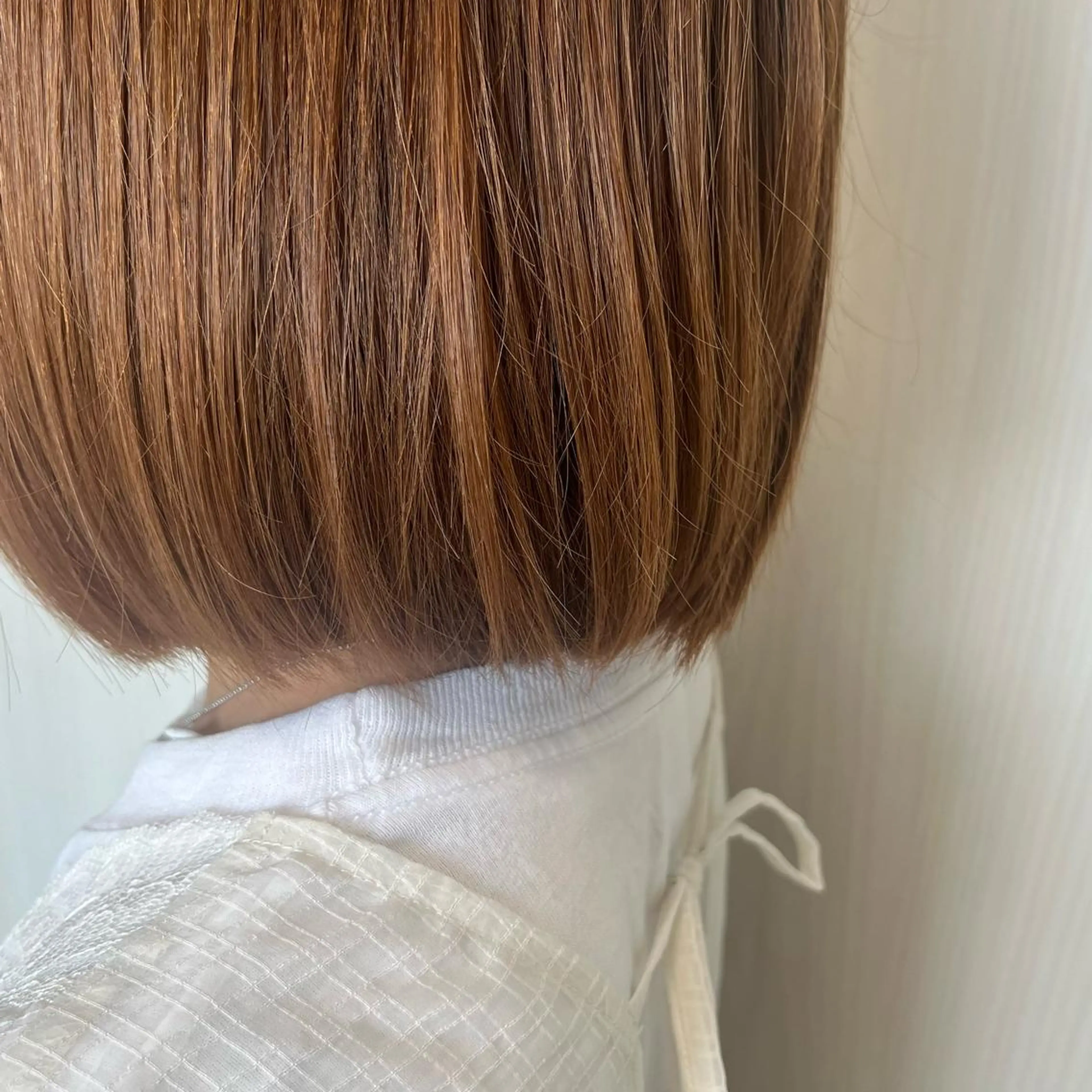 ミディアム カラー 溝口 奈穂のヘアスタイル