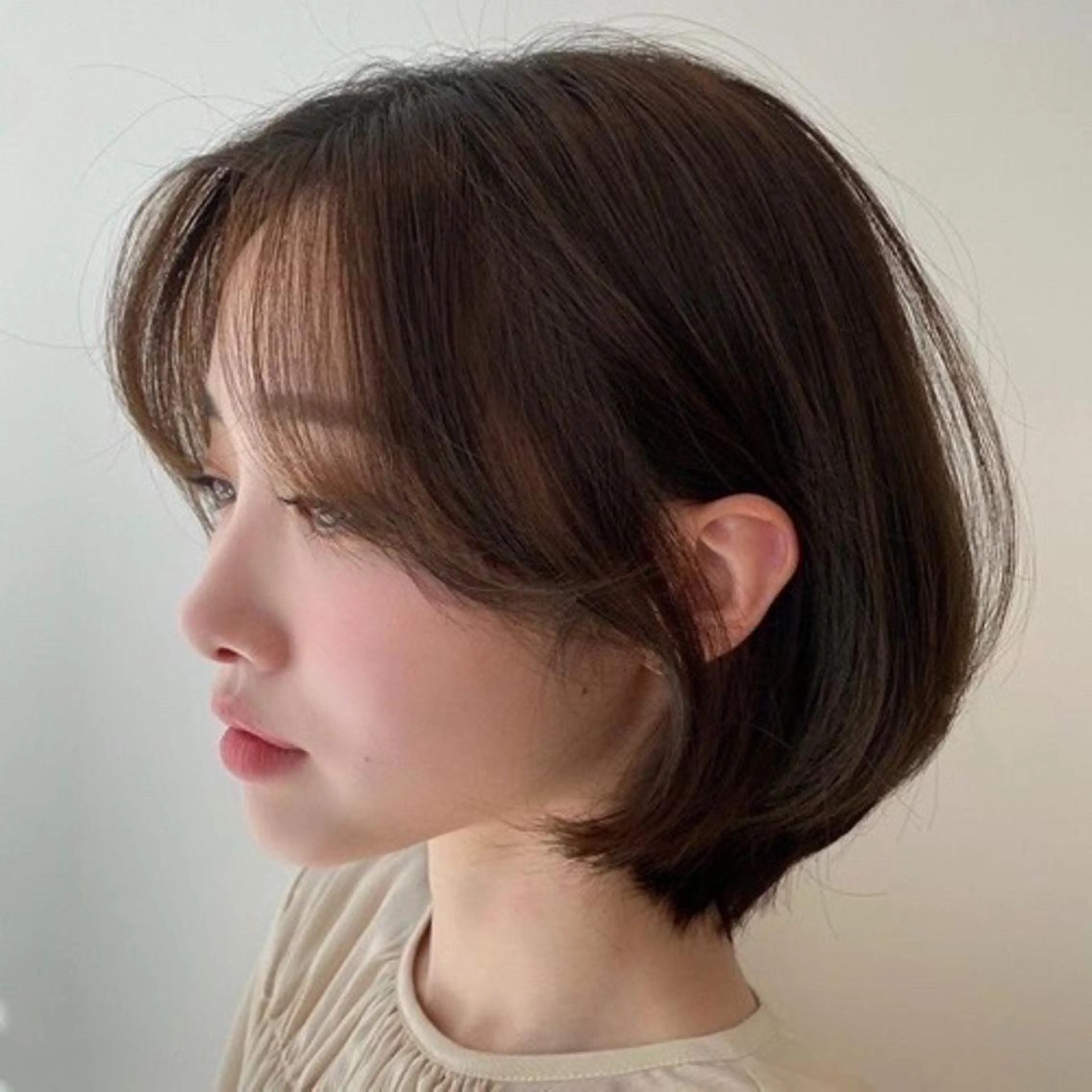 ショート カラー カット ヘアカラー トリートメント 🍑 韓国ヘア 🍑 WATANABEのヘアスタイル