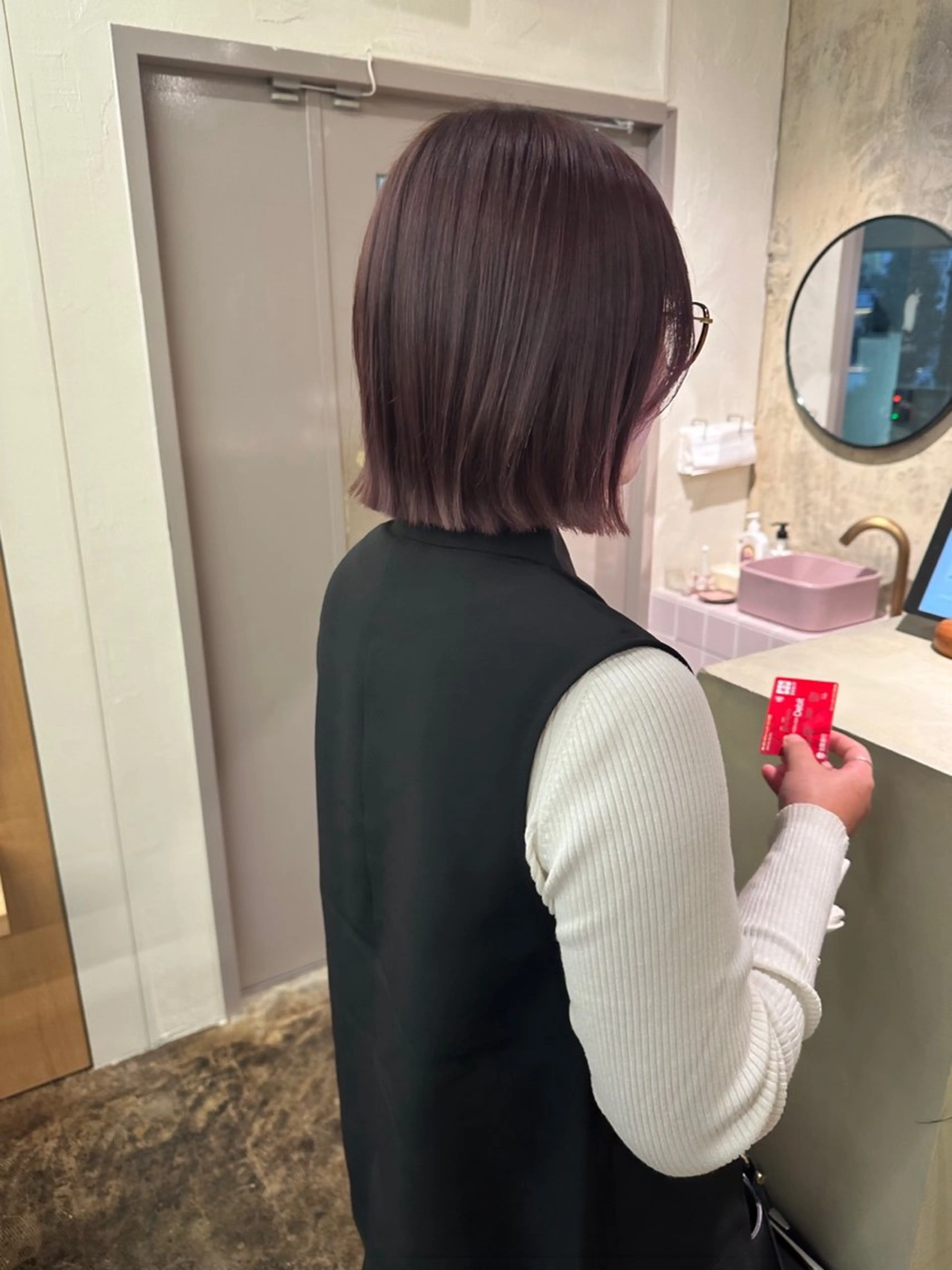 ショート カラー ブラウンカラー ラベンダーカラー ラベンダーブラウン カット ヘアカラー トリートメント yupi🐈‍⬛ ベージュ/レイヤーのヘアスタイル