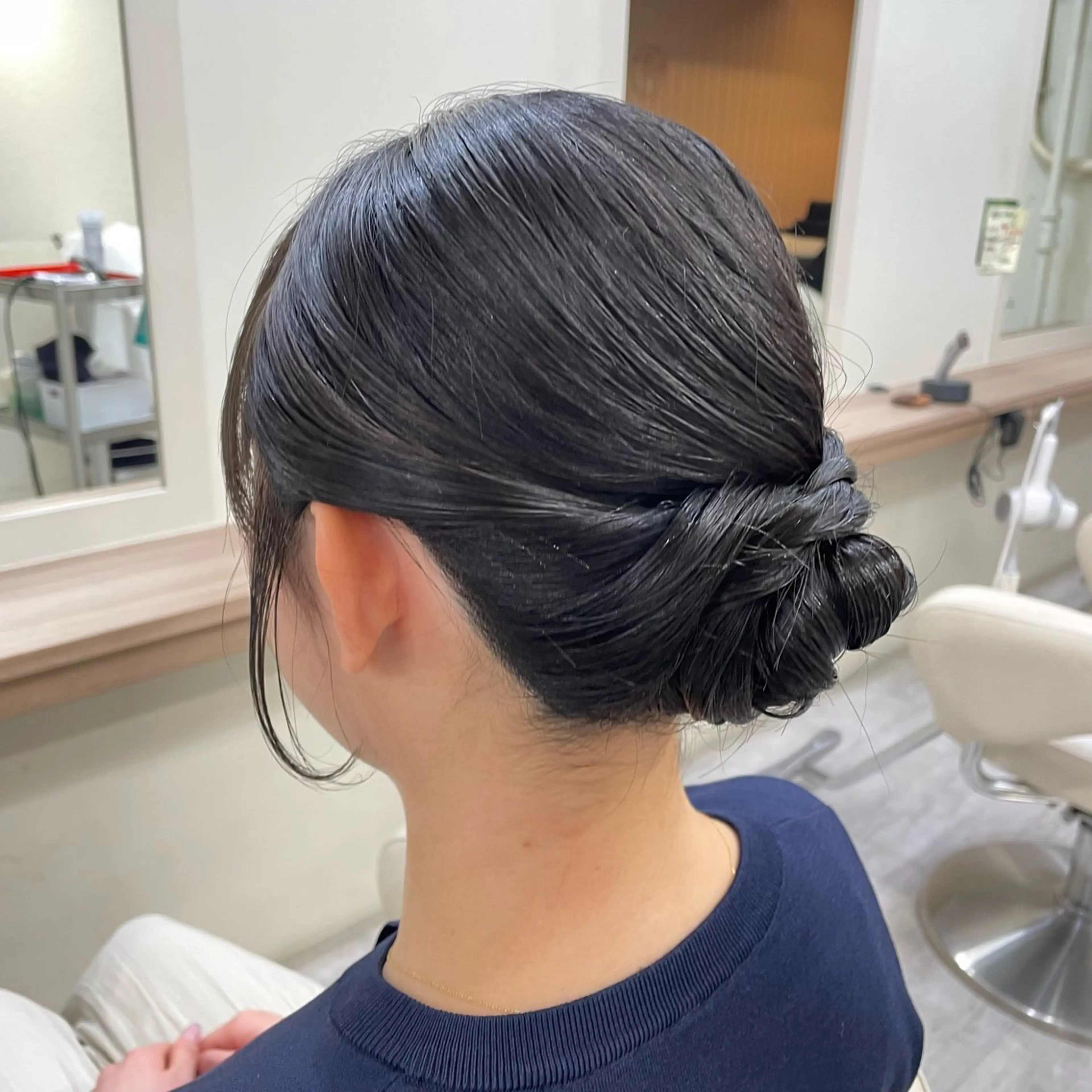 ヘアアレンジ ヘアセット 美髪ストレート 🌙上山リルのヘアスタイル