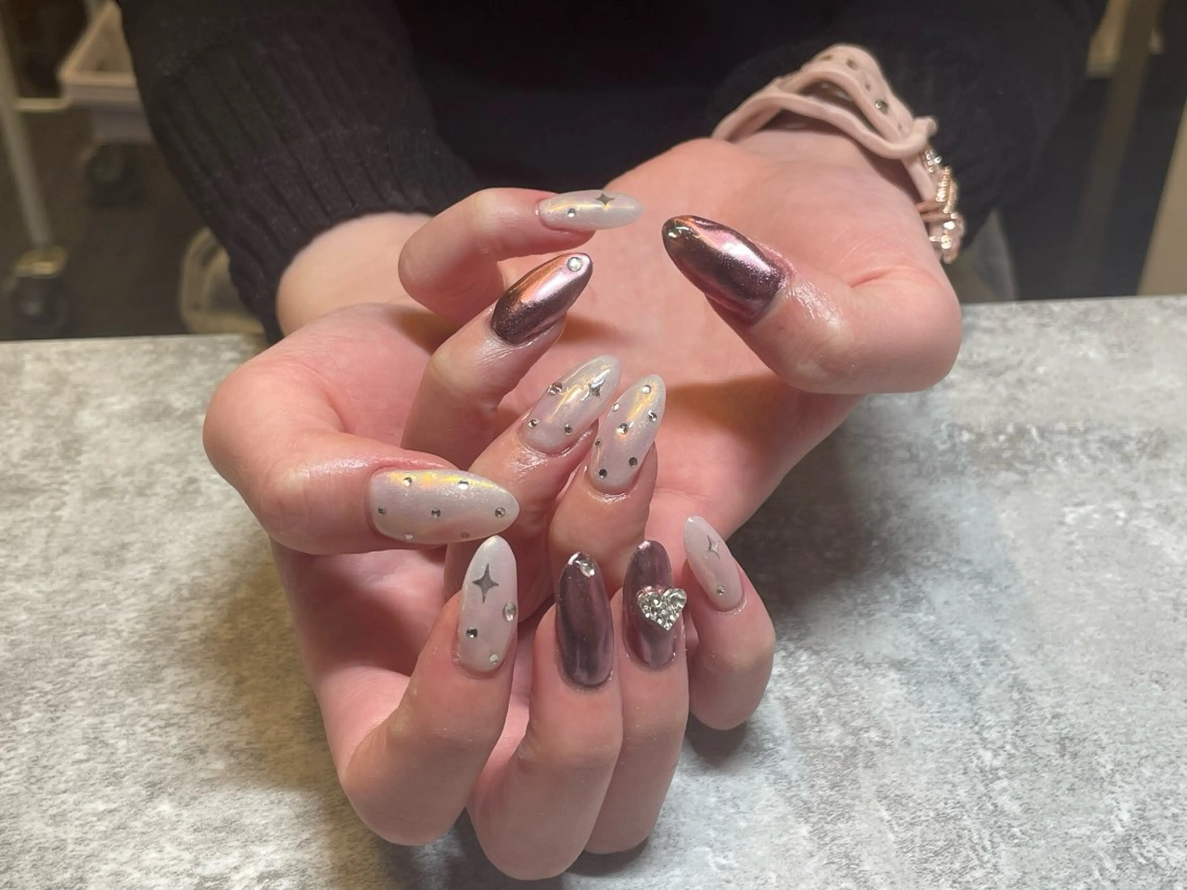 ネイル ハンドネイル 💅🏻 Sakuraのネイルデザイン