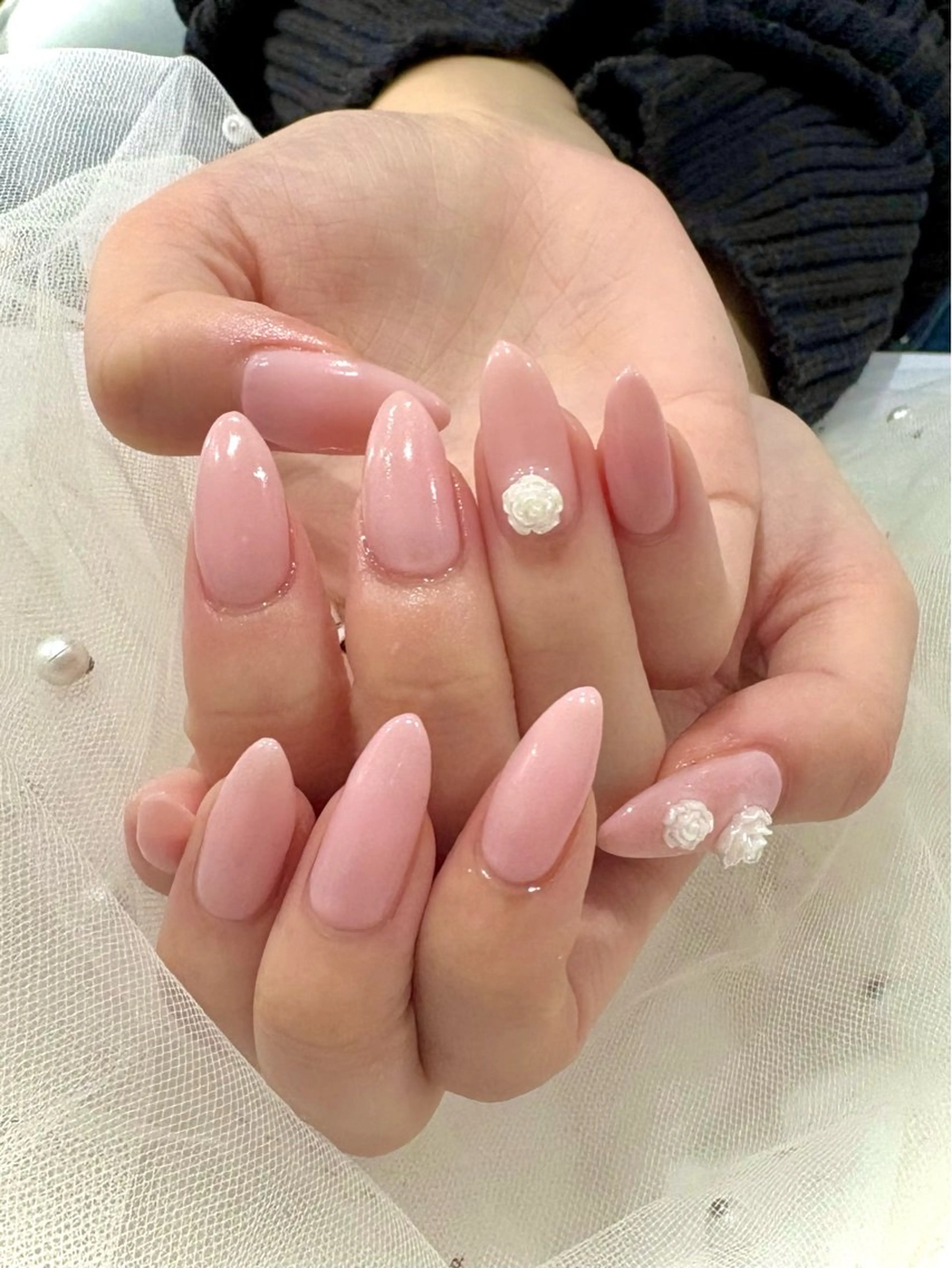 ネイル ピンク ホワイト ハンドネイル Nail salon Cielel⟡Ayaのネイルデザイン