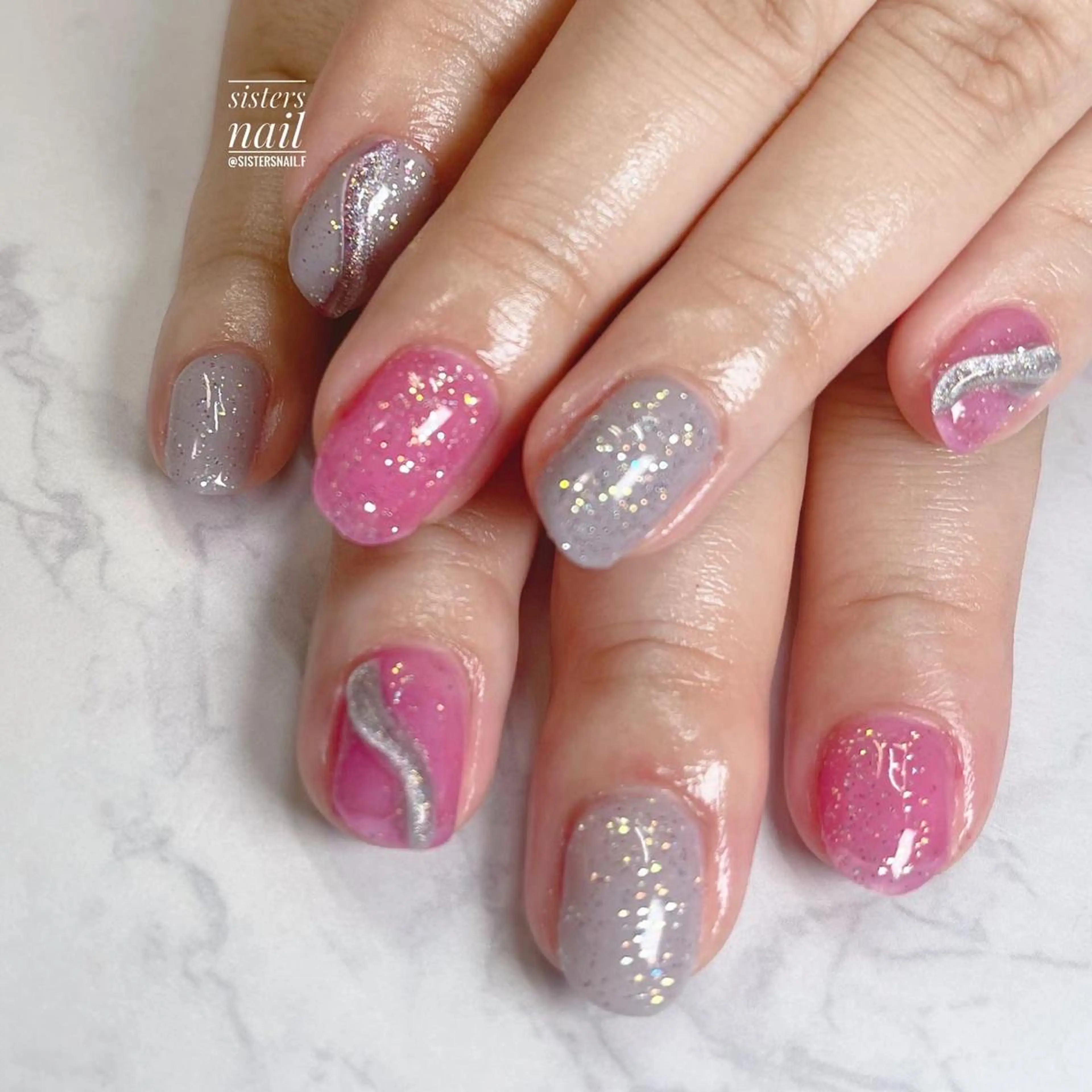 ネイル アートネイル キラキラネイル マグネットネイル ニュアンスネイル ピンク sisters nail.fのネイルデザイン