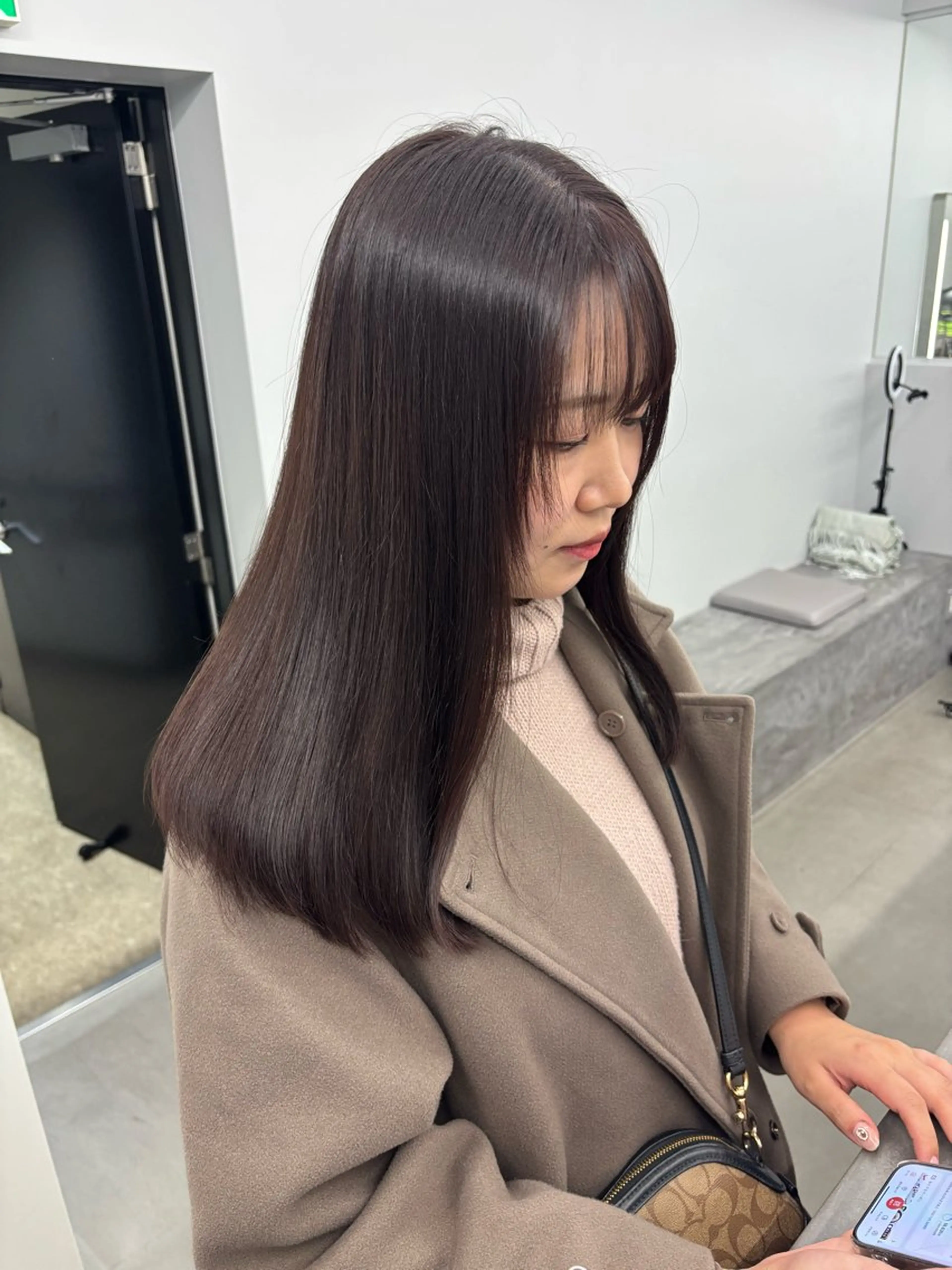 【カラー & トリートメント🐑🌱】内側から補修しサラサラヘアへ◎の写真