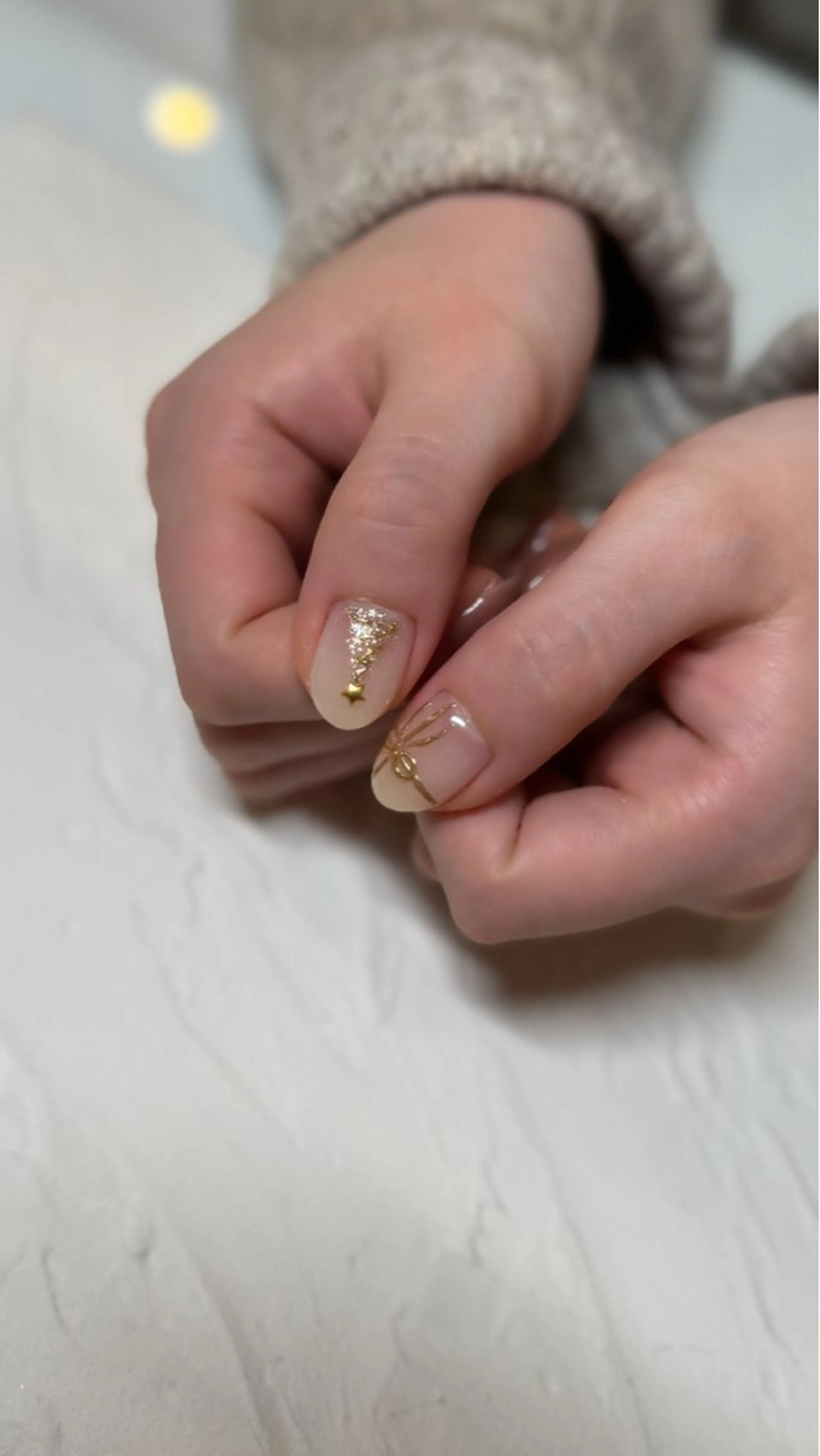 ネイル ミラーネイル 冬ネイル クリスマス nail salon neige所属・ジェムネイル Risa.のネイルデザイン