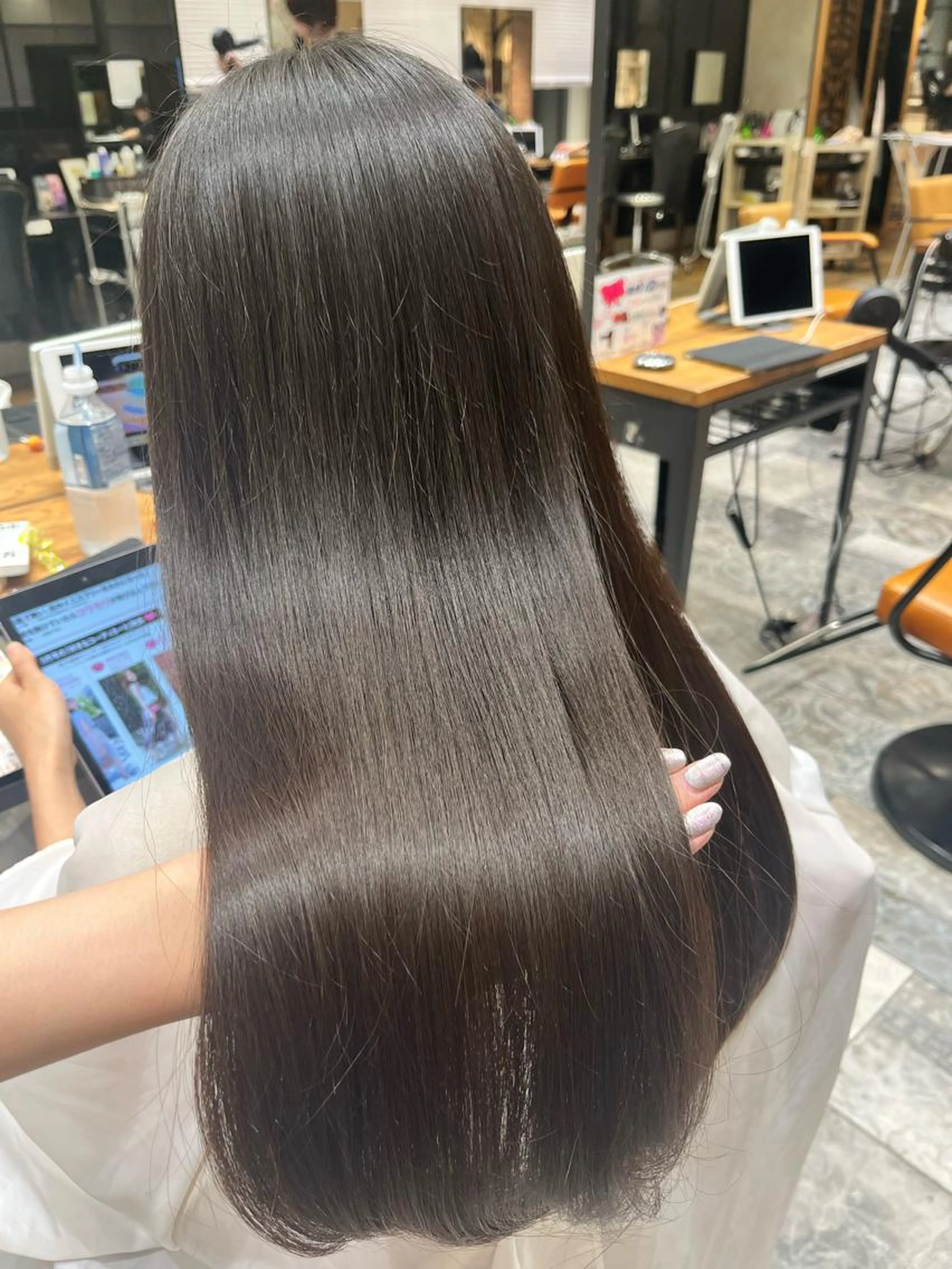 ご新規様限定 大人気コスメストレートで美髪へ🩶の写真