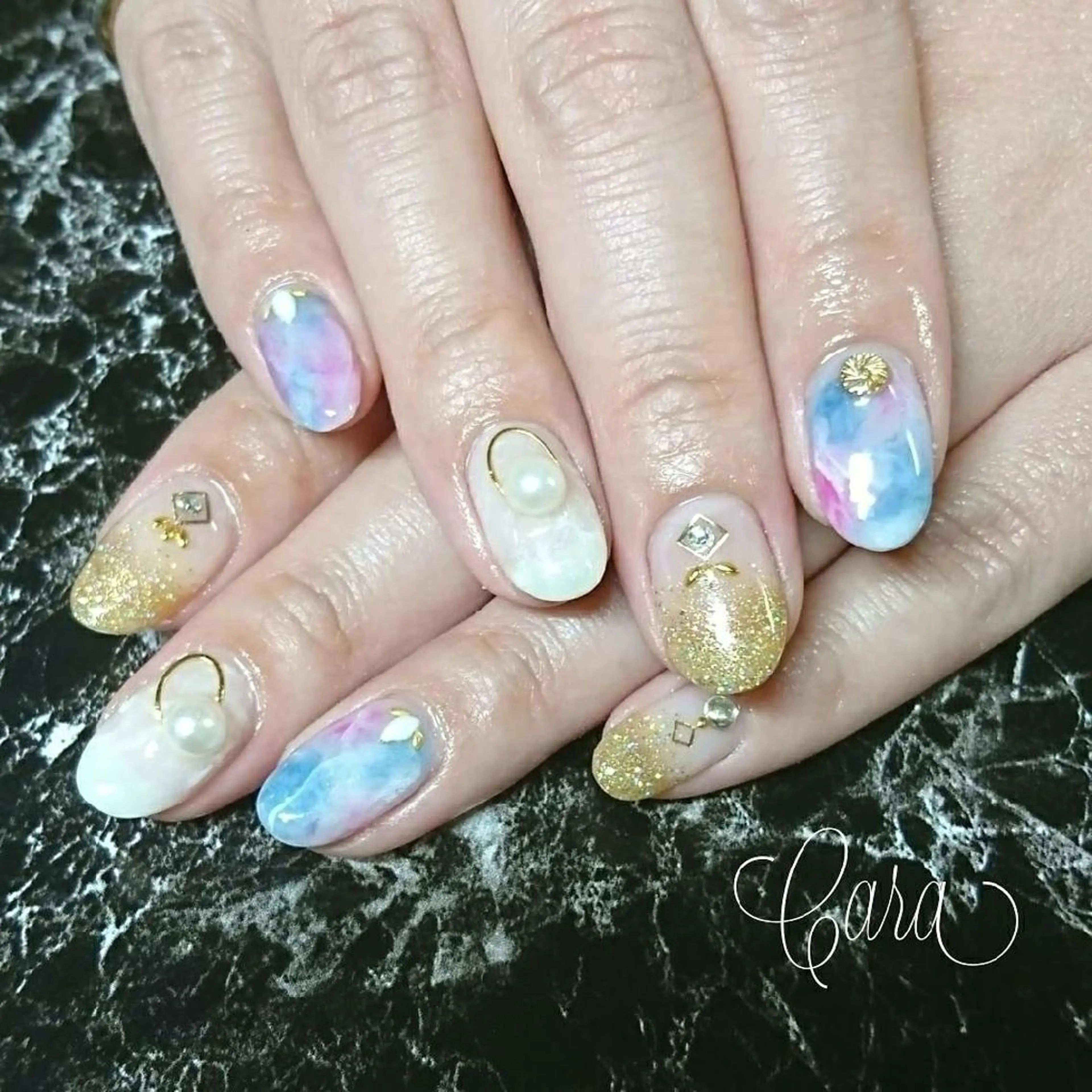 ネイル instinkt_ Mio Mizunoのネイルデザイン