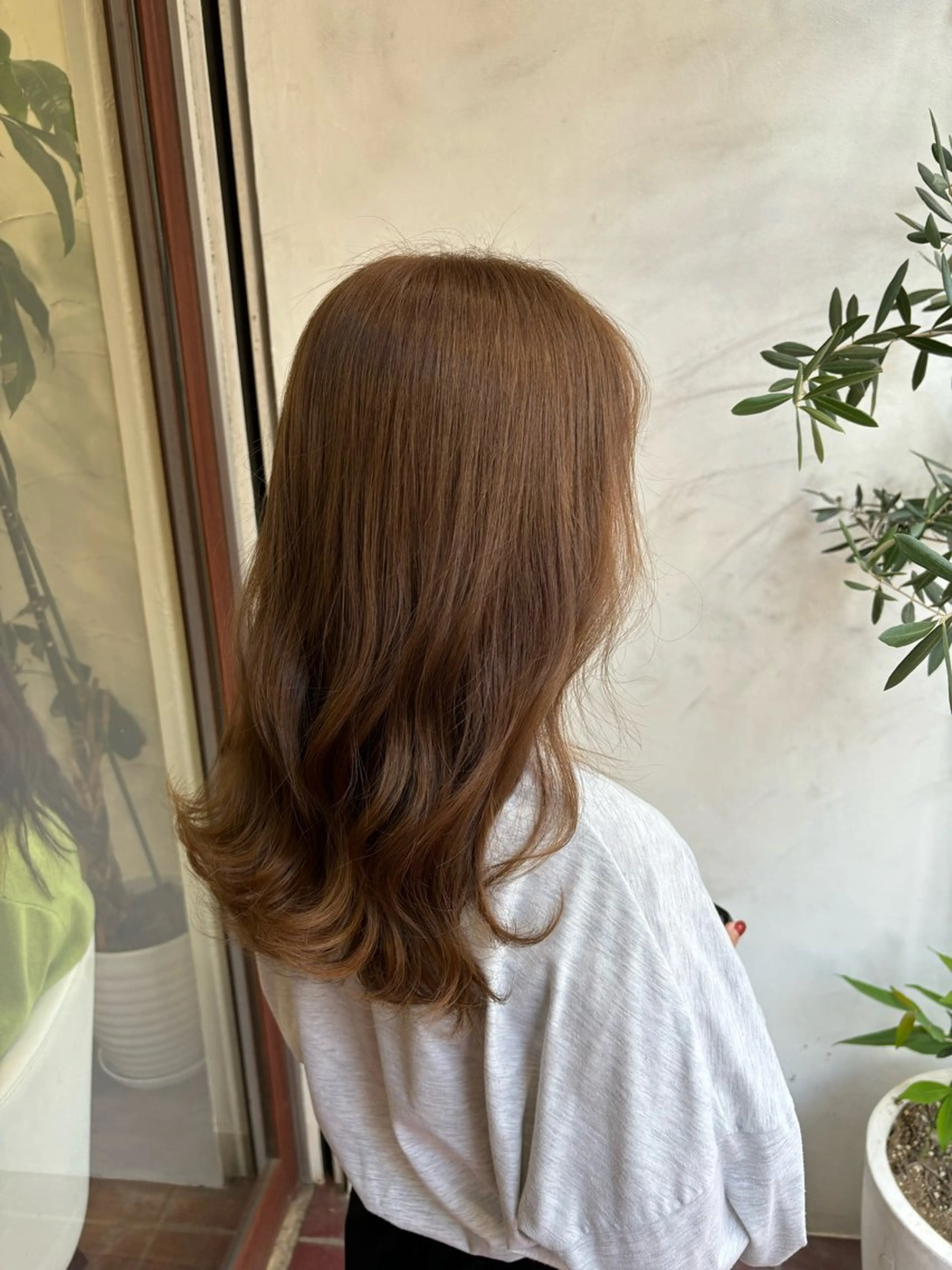 ロング ブリーチ予約率90% 以上✨森山陽向のヘアスタイル