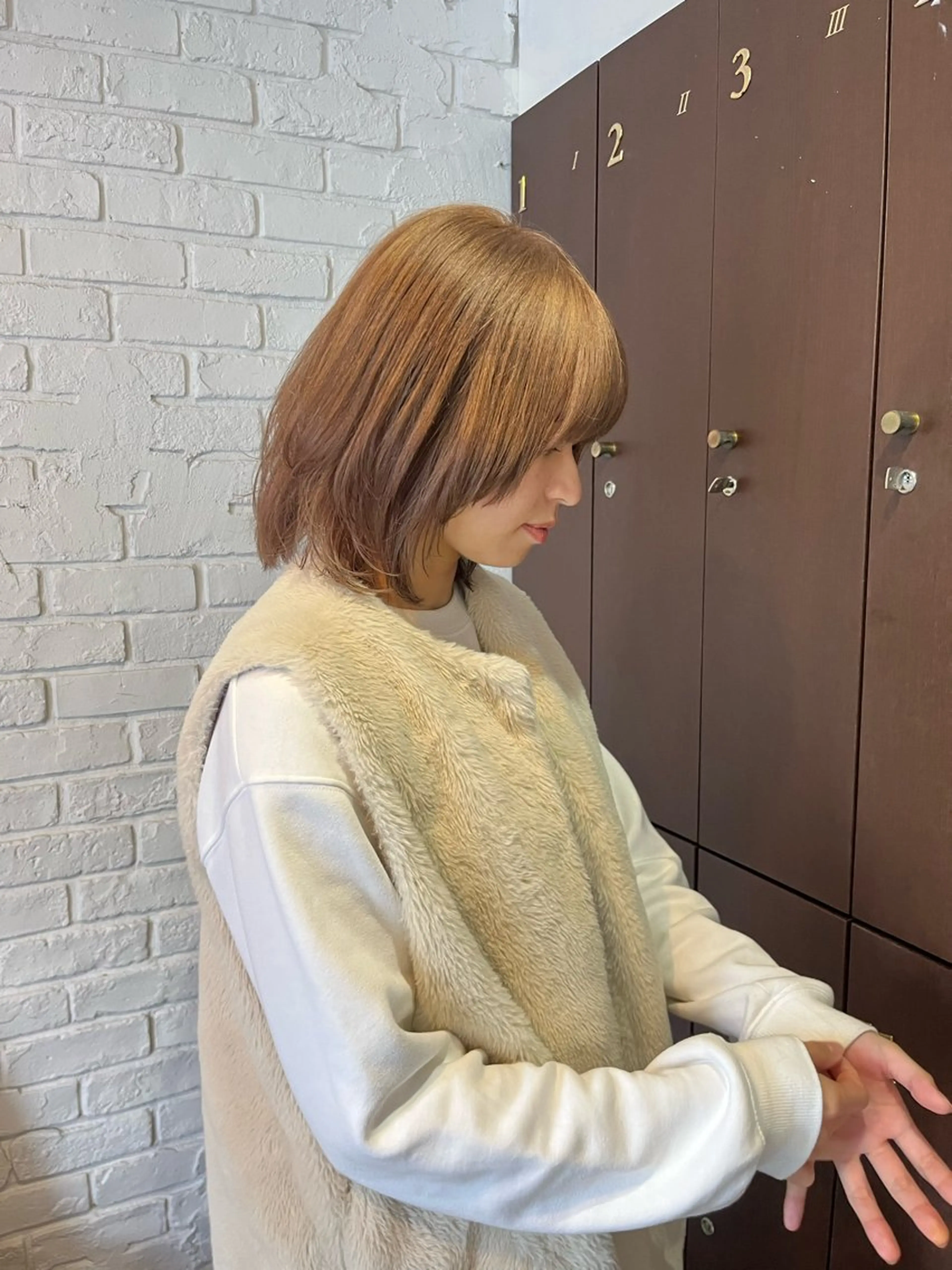 ミディアム カラー ヘアアレンジ ベージュカラー ボルドーカラー 韓国風カラー オリーブベージュ 顔周りカット カット トリートメント 似合わせ暖色のプロ/ ニュアンスカラー🍊のヘアスタイル