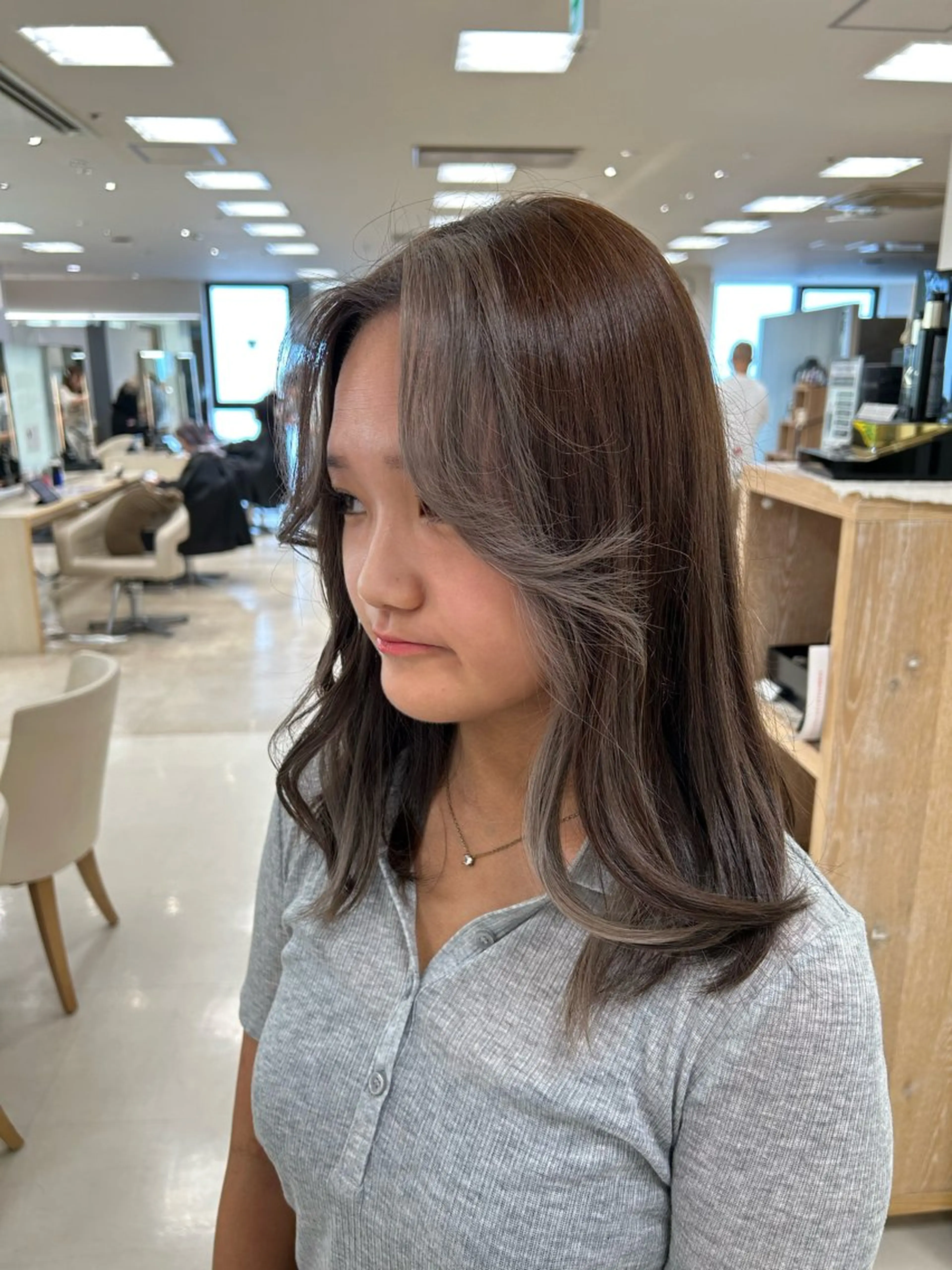 カラー ヘアカラー 💜暖色系カラー/ ブリーチカラー💜のヘアスタイル