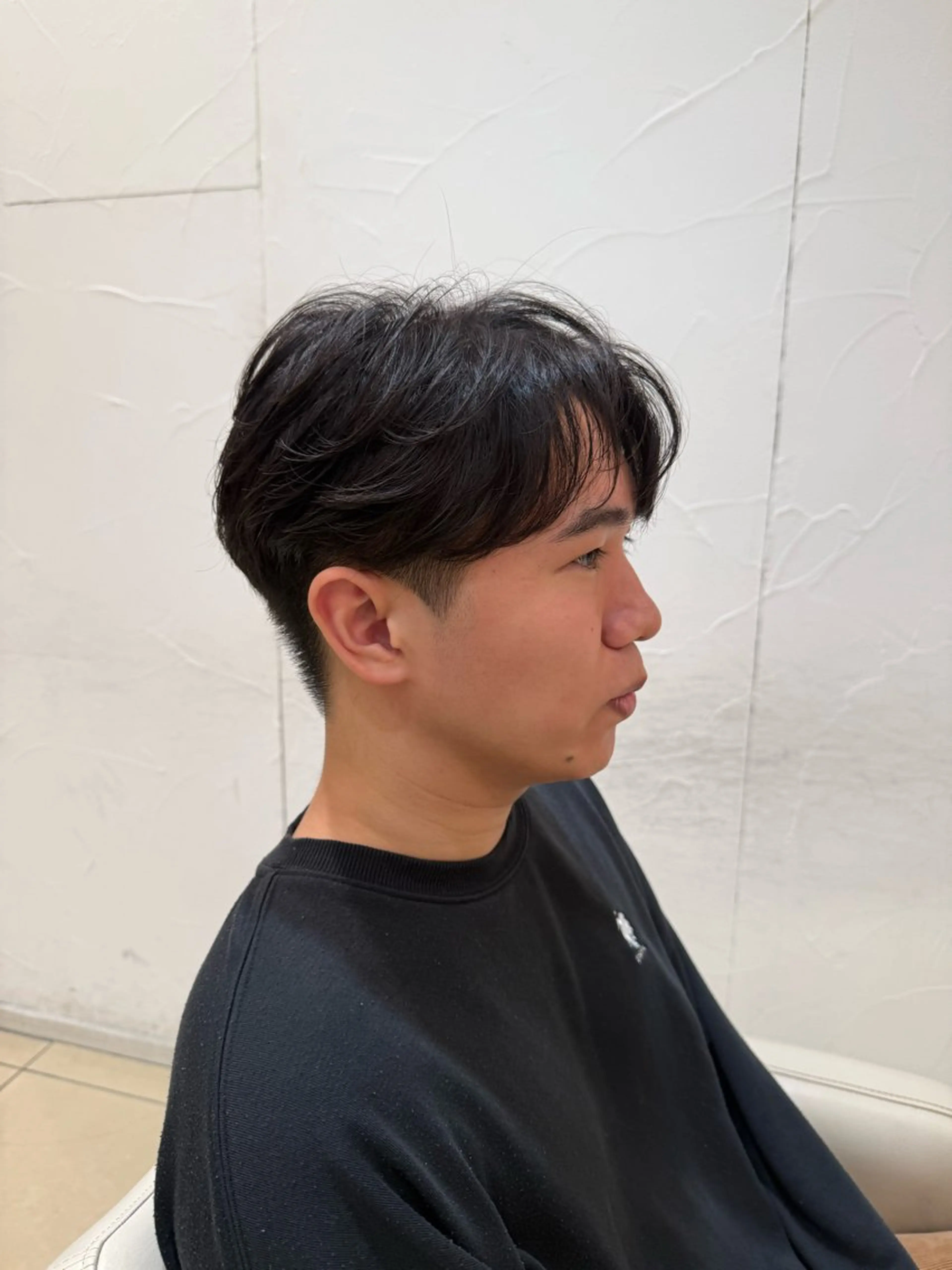 ショート パーマ メンズ フェザーパーマ メンズパーマ カット パーマ トリートメント メンズ特化型美容師 栗山勇人のヘアスタイル