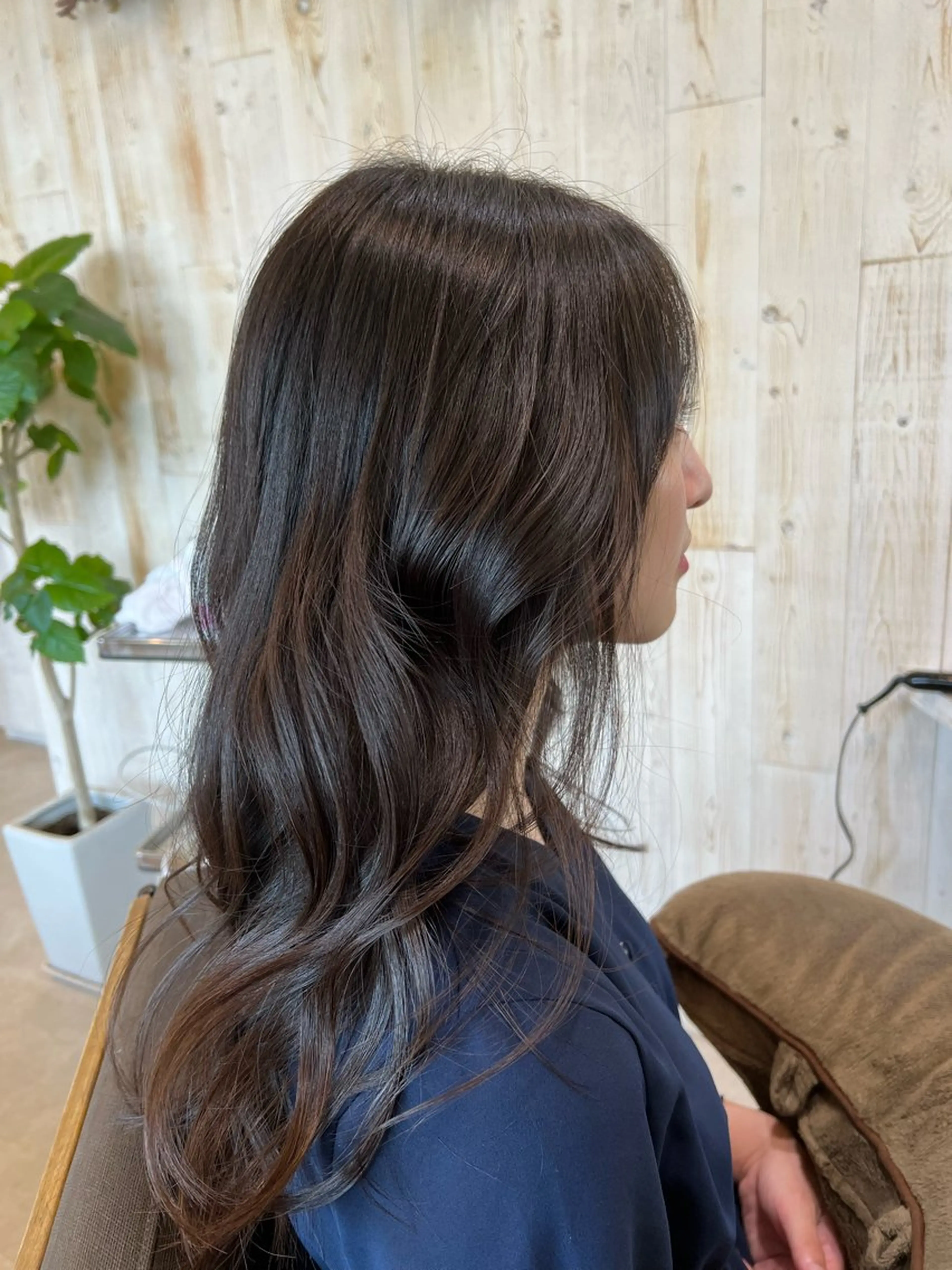 ロング カット トリートメント 🌱ブリーチカラー しばただいき🌱のヘアスタイル