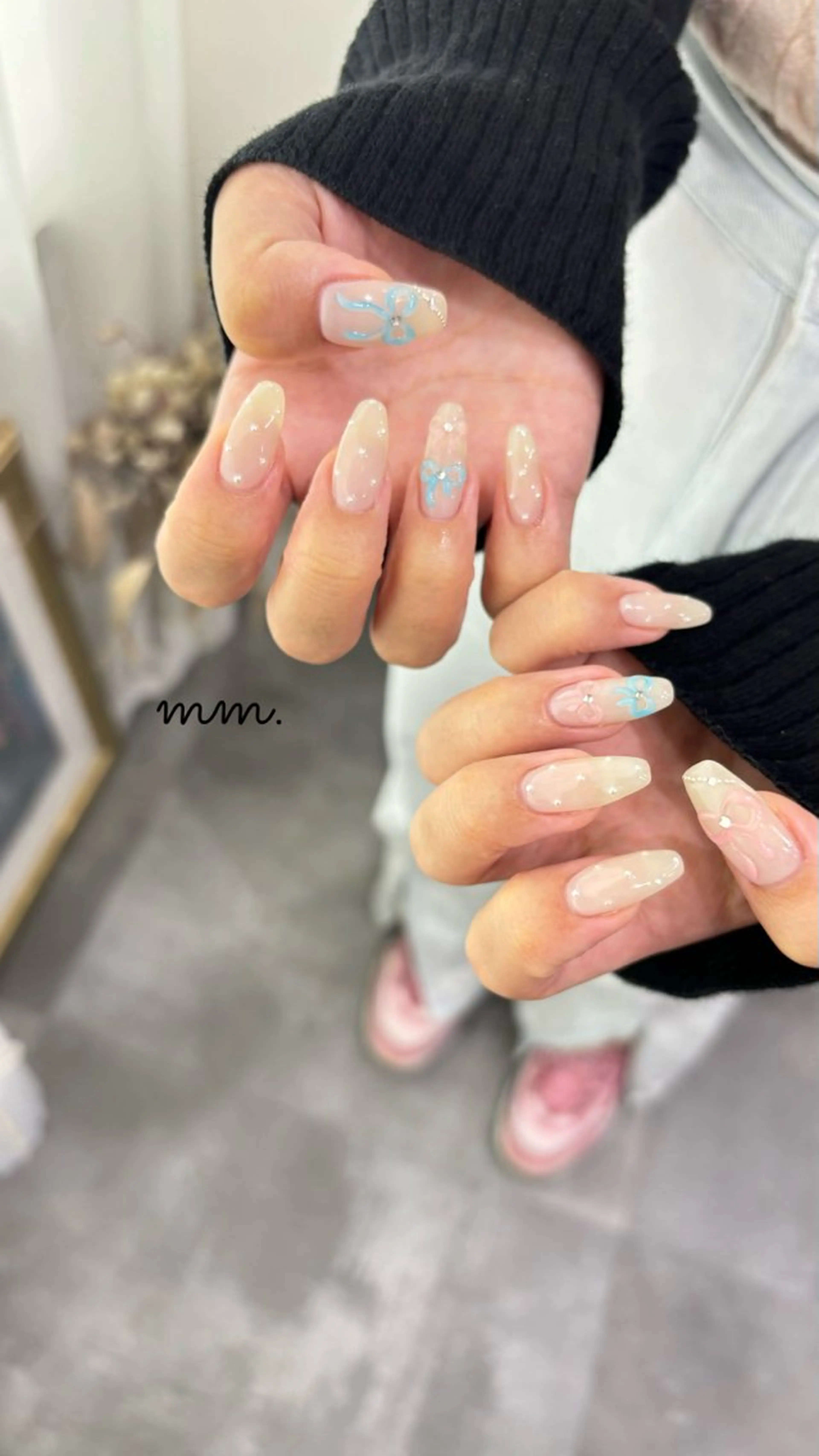 ネイル リボン ワンホンネイル ハンドネイル mm. ✨Ayuna✨のマツエク・マツパデザイン