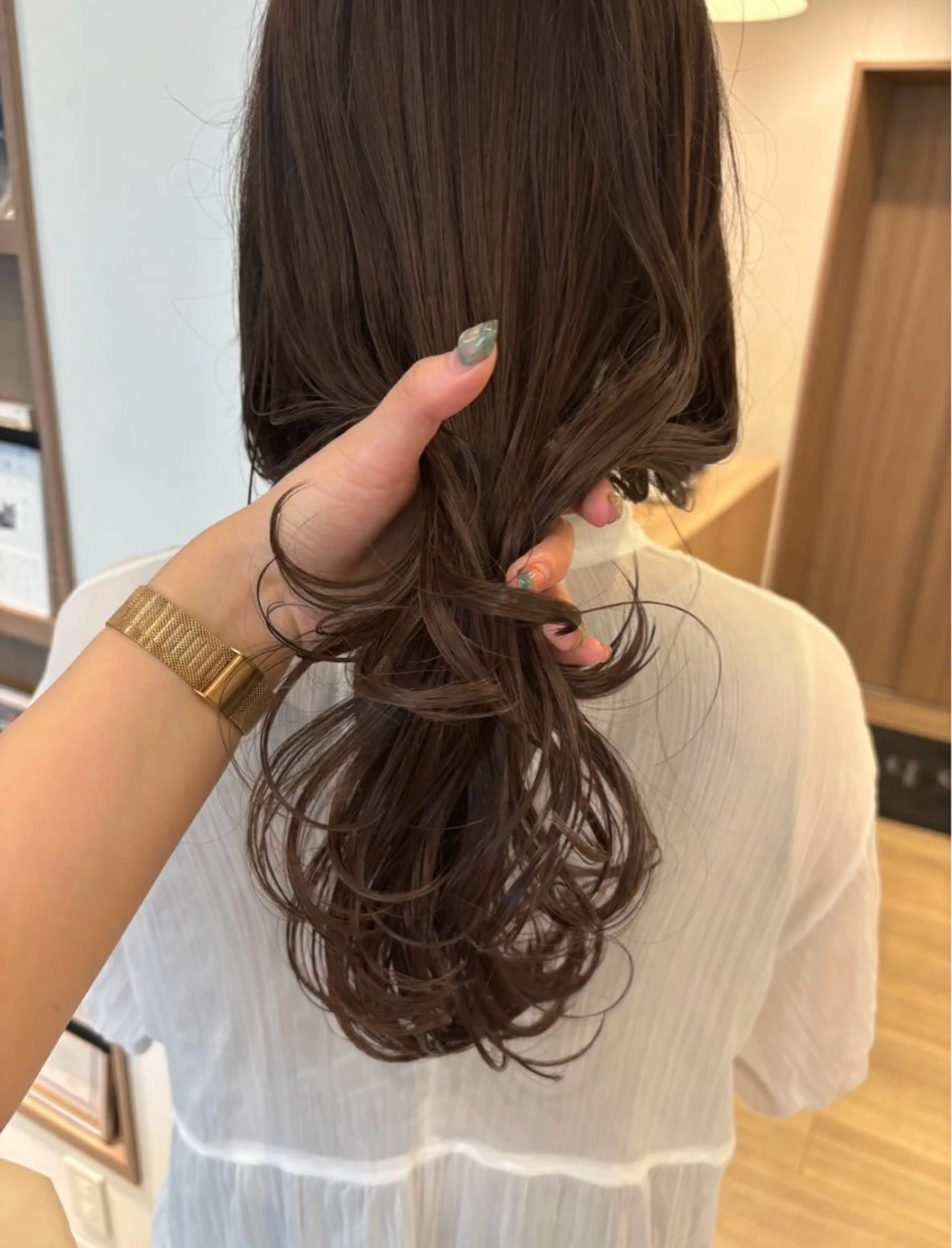 セミロング アッシュ アッシュグレー アッシュグレージュ トリートメント カット ヘアカラー 縮毛矯正 Euphoria所属・Euphoria きょうこのヘアスタイル