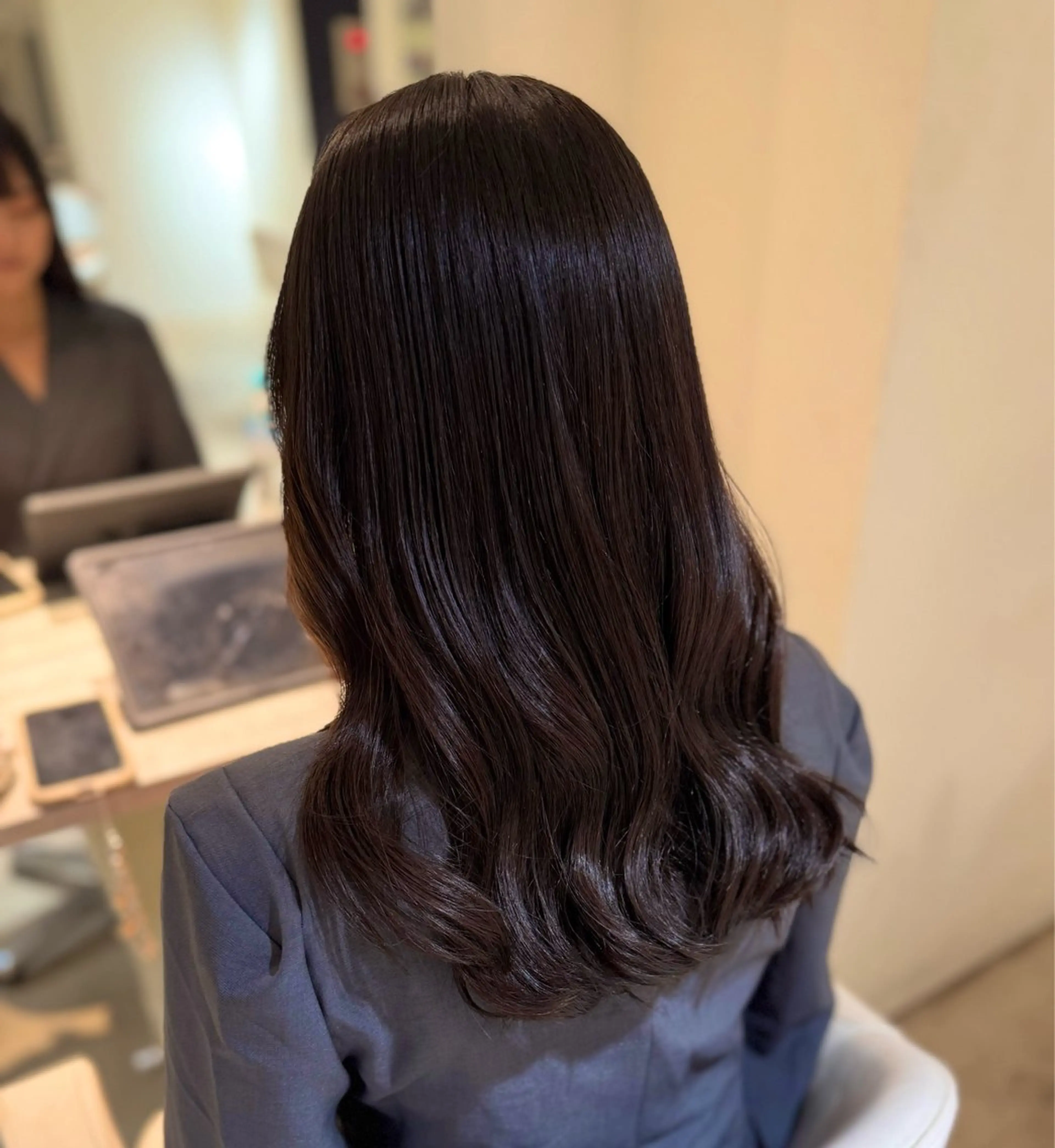 セミロング カラー ヘアアレンジ ラベンダーカラー 縮毛矯正 トリートメント 🦋🫧艶髪カラー 🫧🦋あいりのヘアスタイル