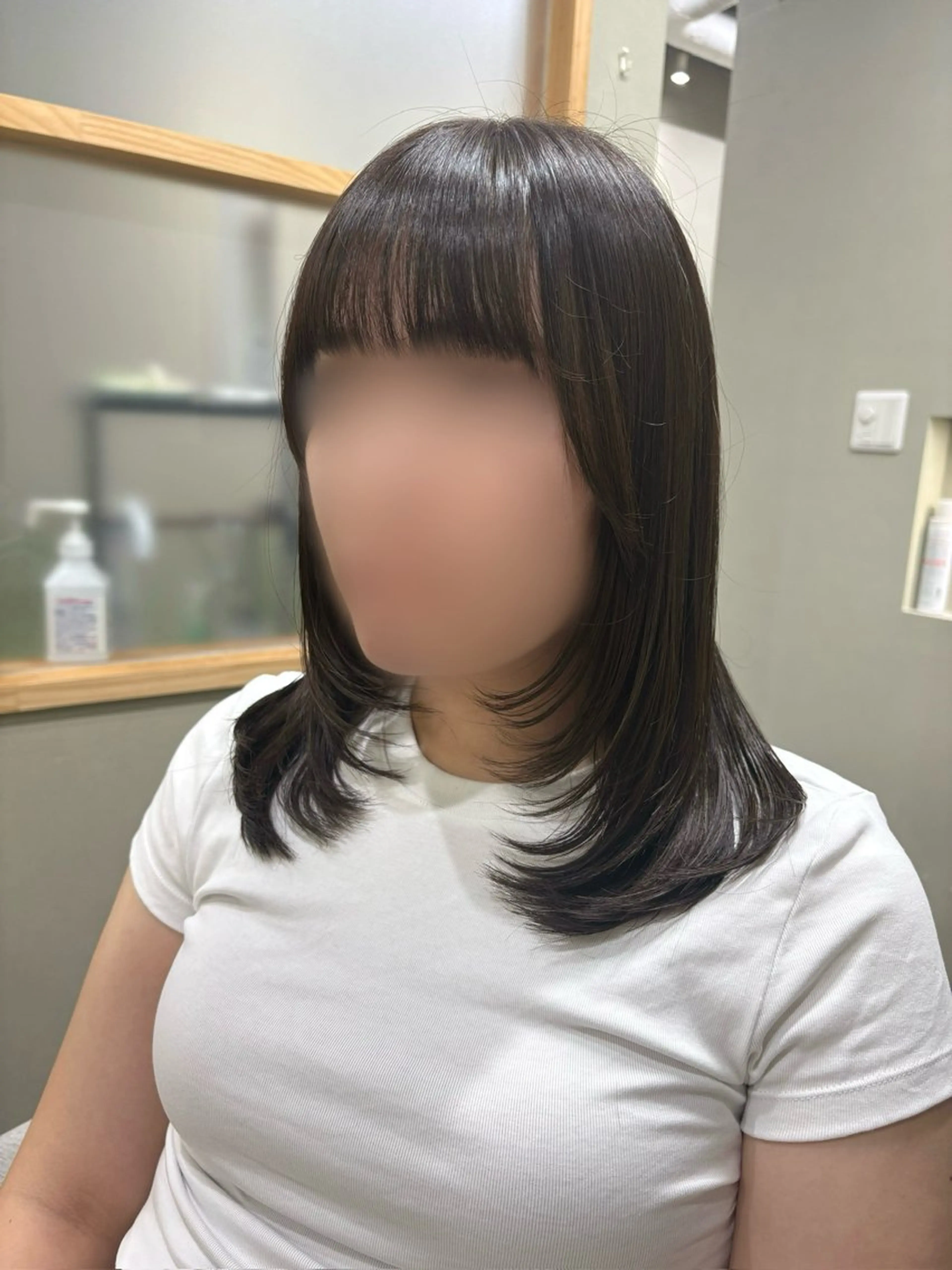 ミディアム ミディアムレイヤー 顔周りカット レイヤーカット カット ヘアカラー トリートメント 髪質改善カラー&TR 縮毛矯正/弱酸性矯正のヘアスタイル