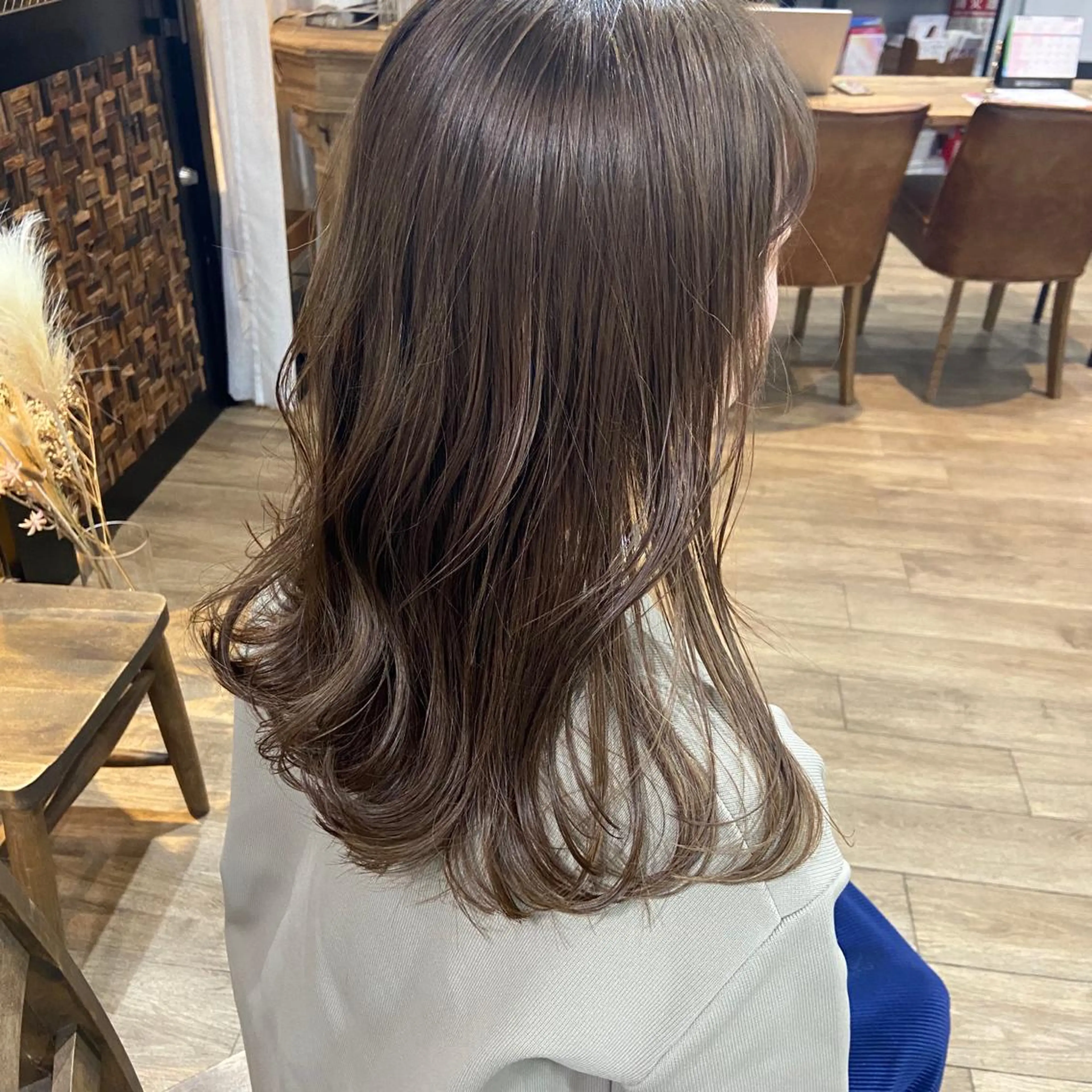 ロング カラー ブリーチ ブリーチなしカラー ヘアカラー トリートメント 田中 優衣のヘアスタイル