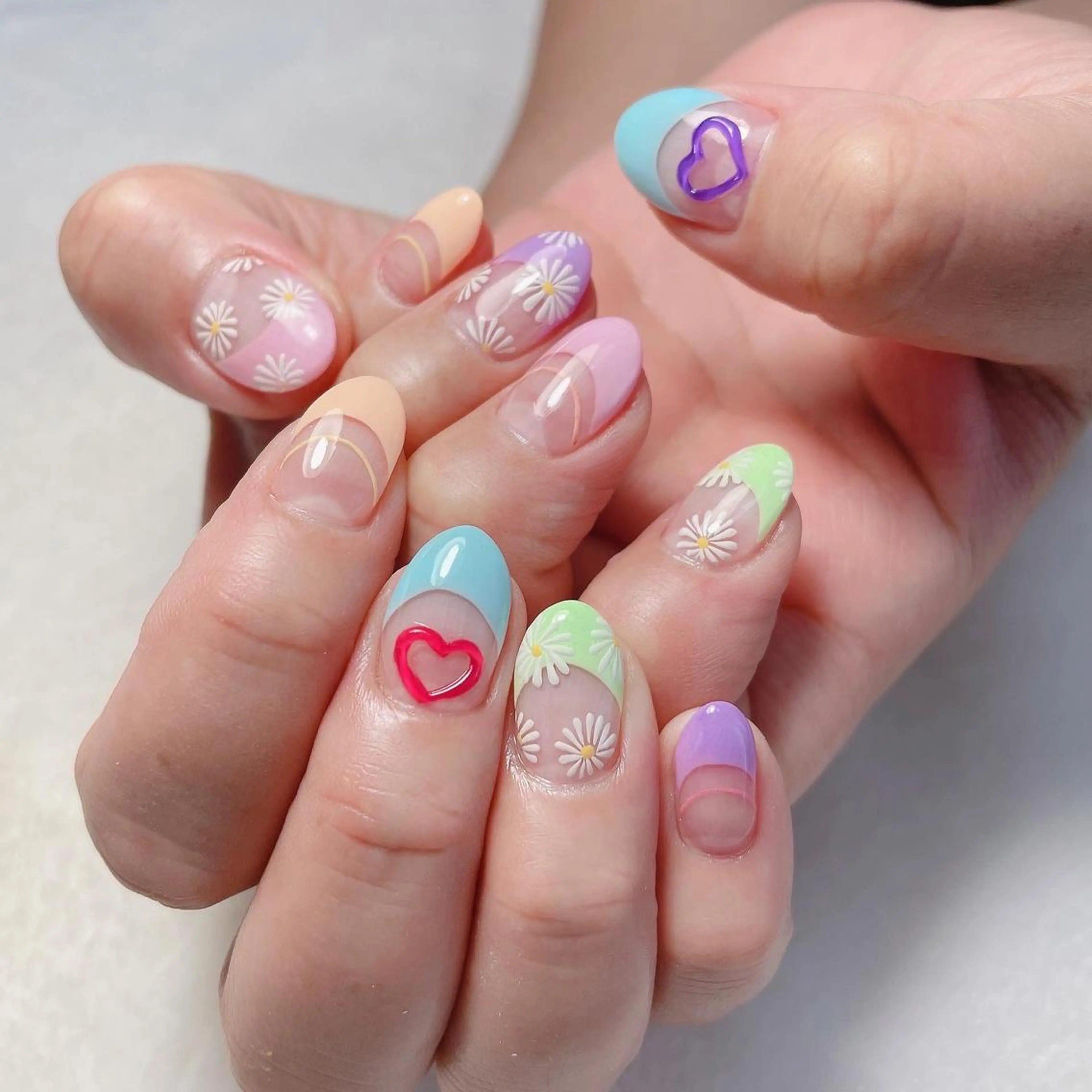 ネイル フレンチネイル ハンドネイル kipinail 川﨑えりかのネイルデザイン