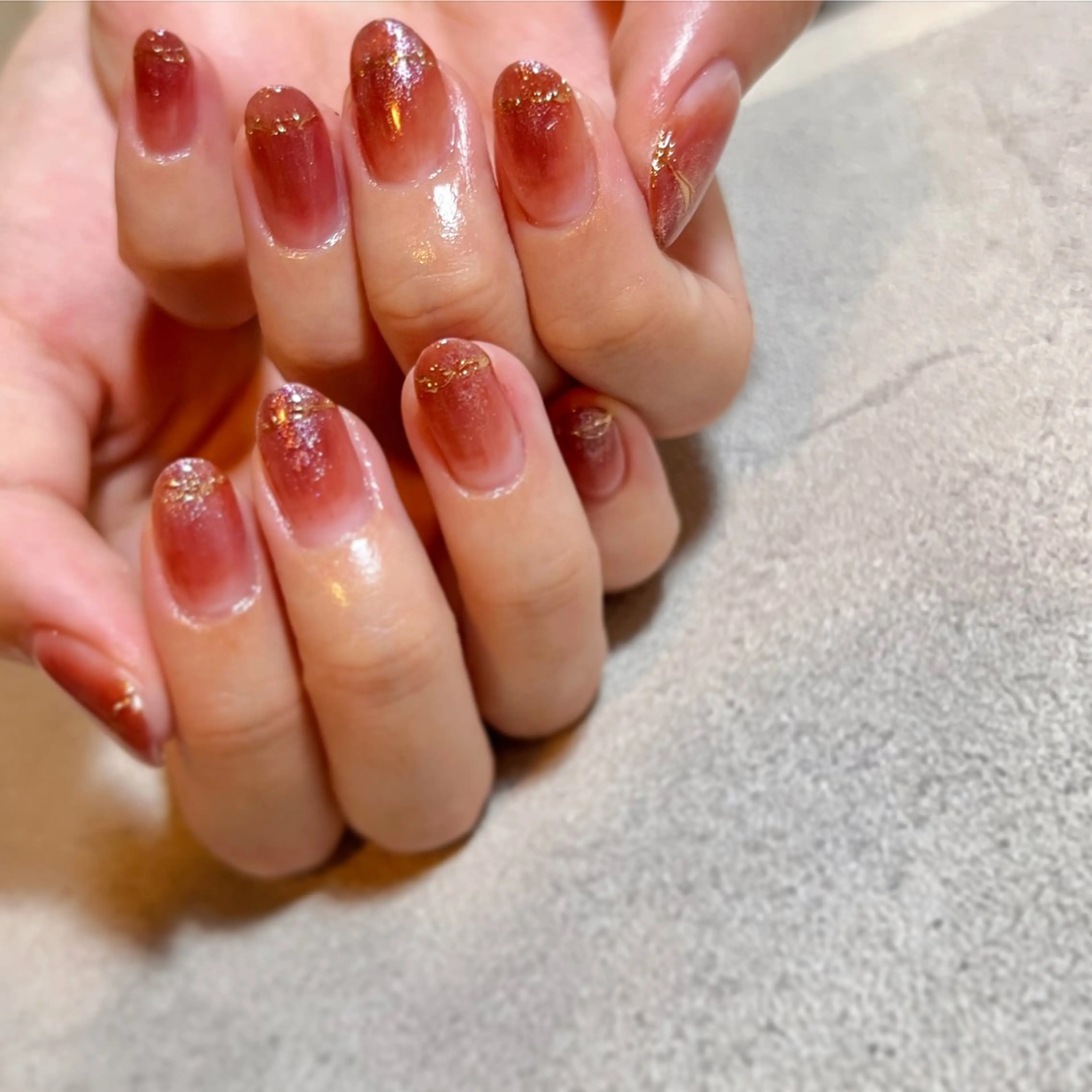 ネイル ブラウン マグネットネイル ミラーネイル ニュアンスネイル ピンク ハンドネイル pointillé .ayaのネイルデザイン