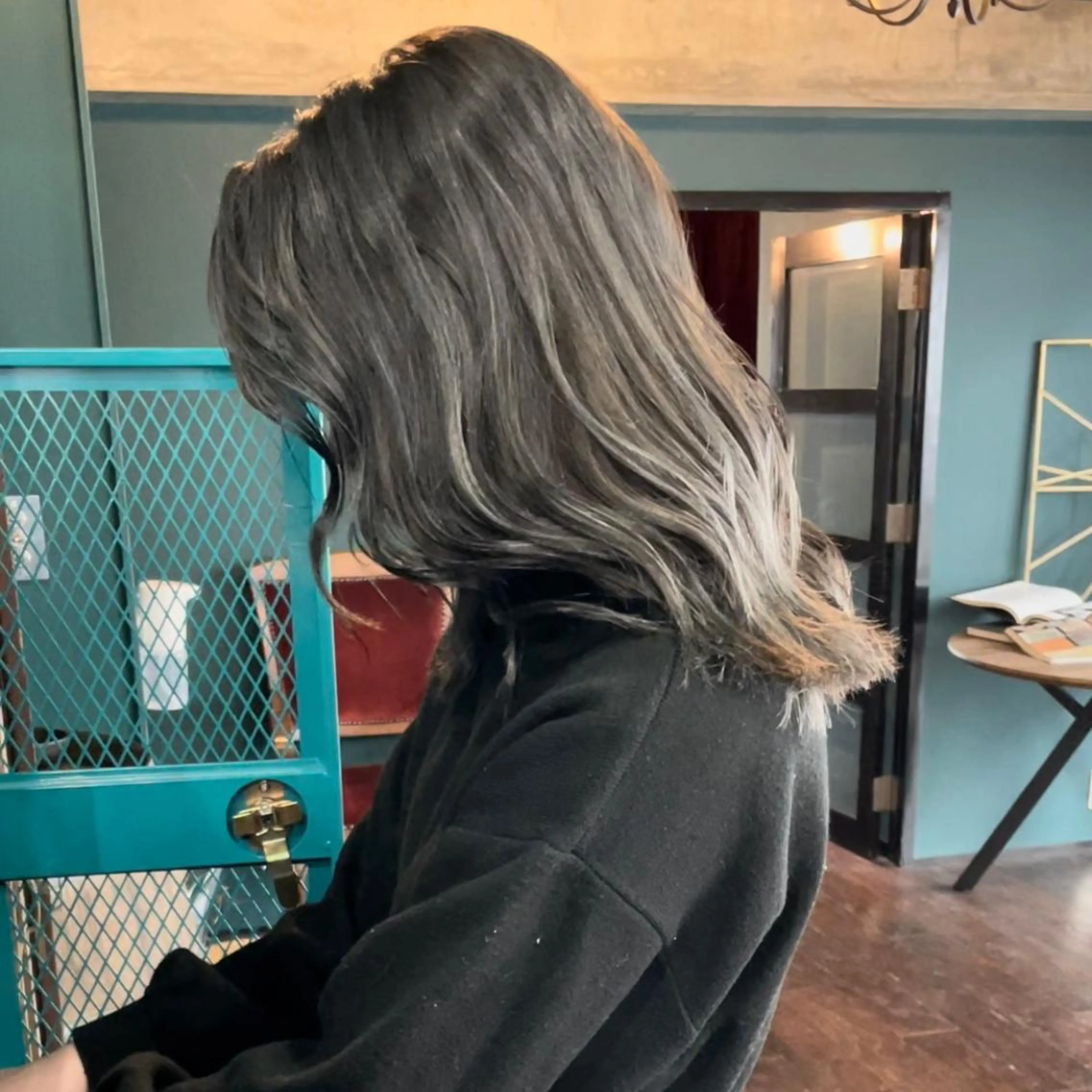 セミロング カット ヘアカラー トリートメント vivre libre所属・vivre libreのヘアスタイル