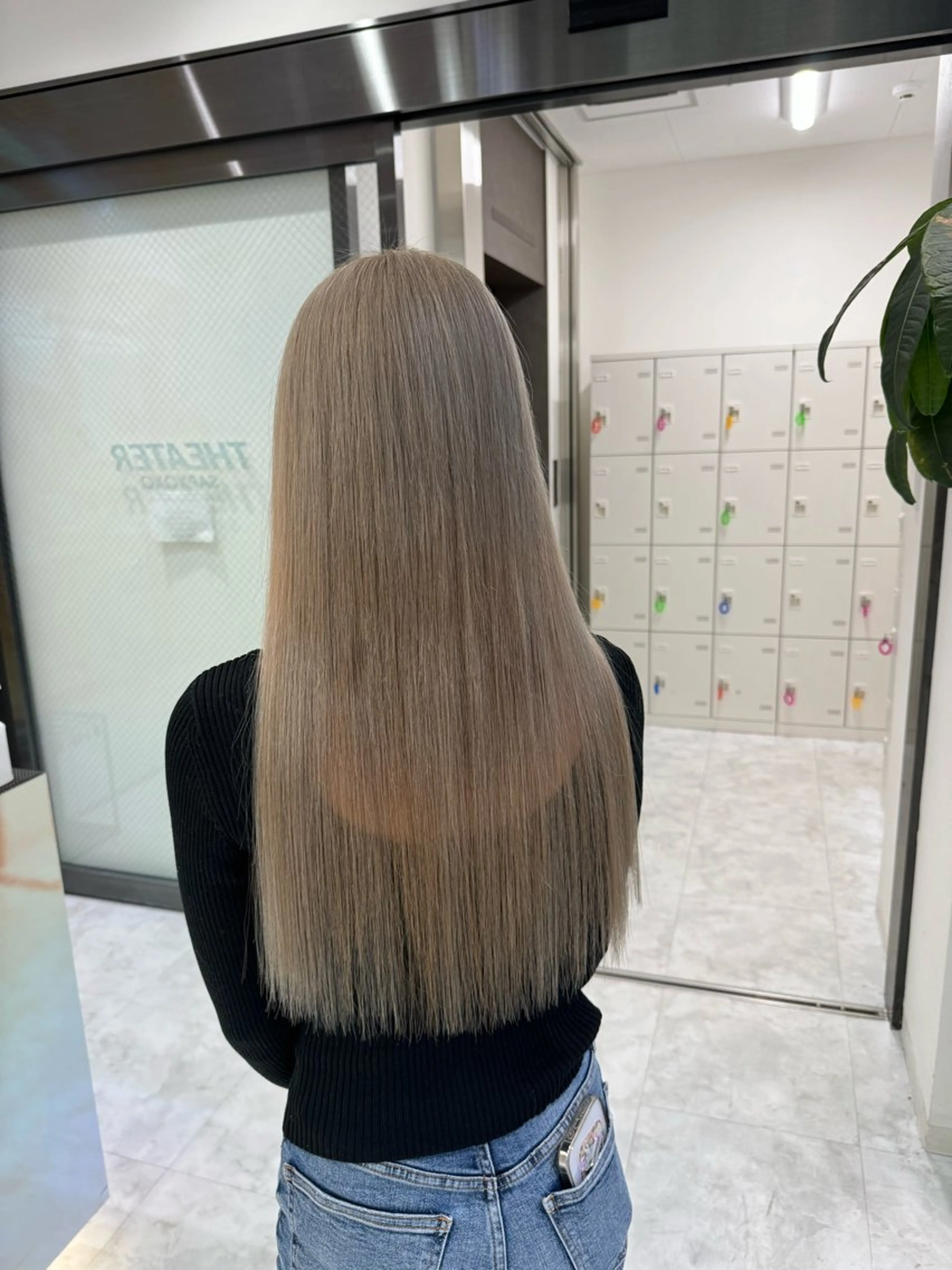 ロング カラー グレージュ カット ヘッドスパ ヘアセット ♡ブリーチカラー♡ Mirioのヘアスタイル