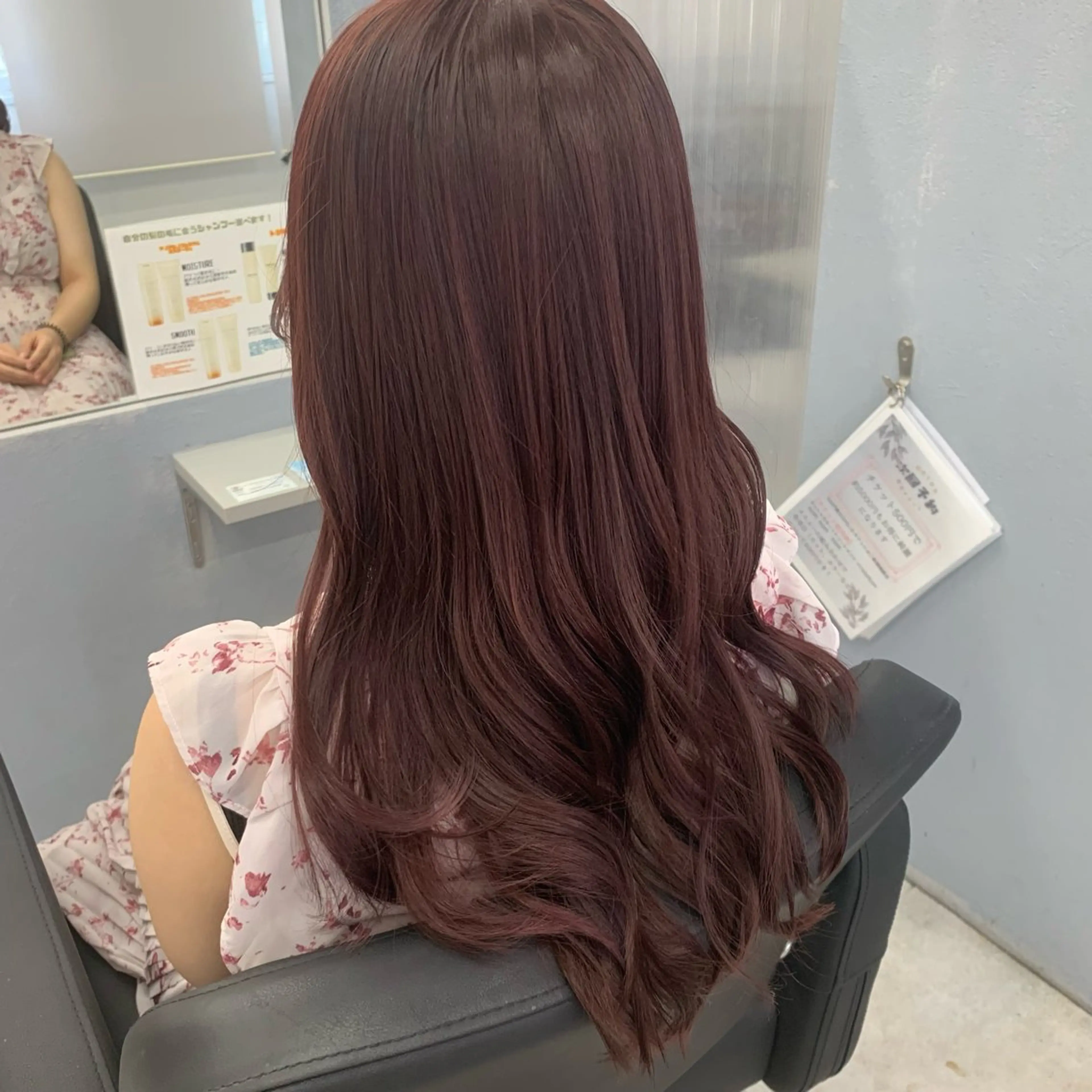 セミロング ブリーチ無しカラー✨ 美鈴のヘアスタイル
