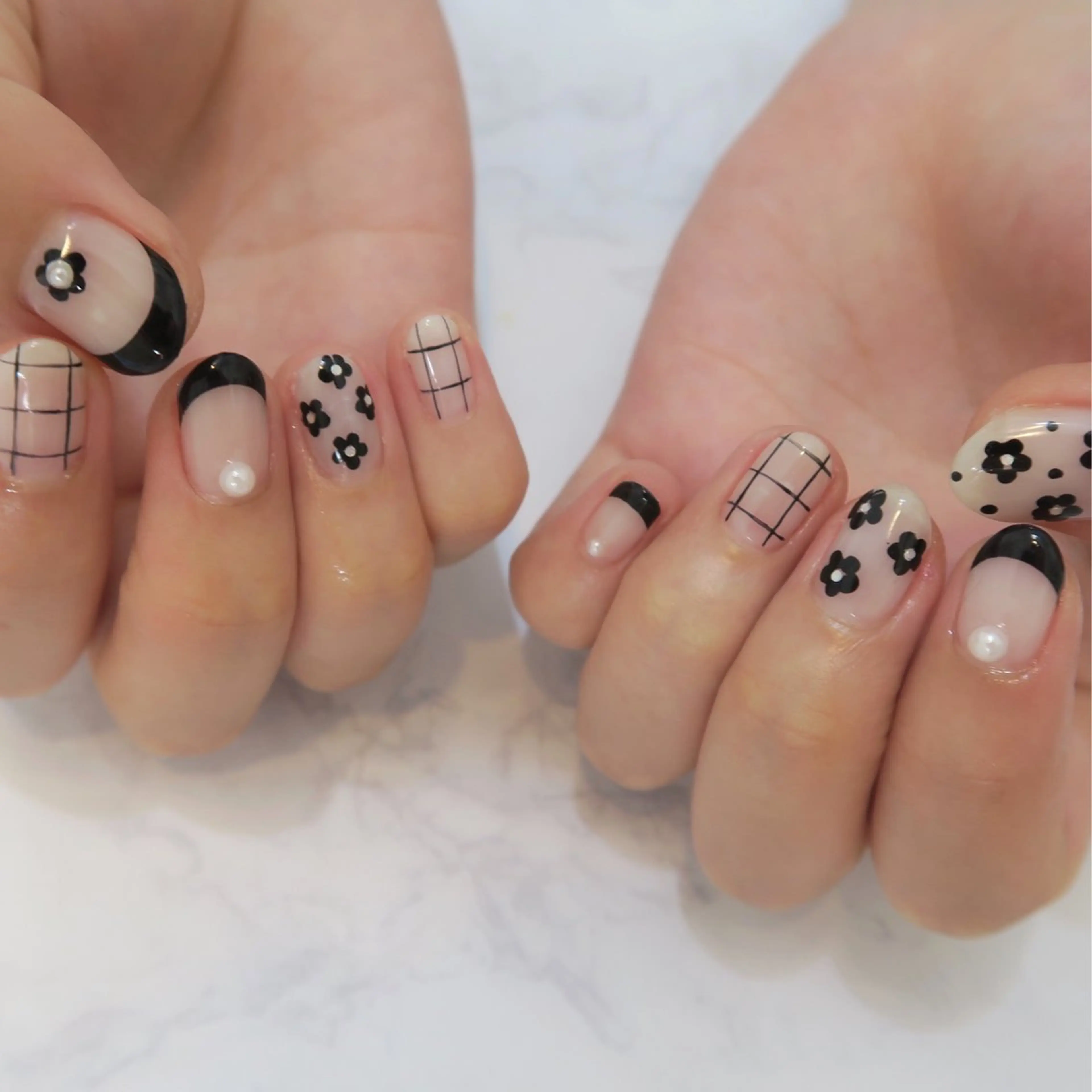 ネイル ハンドネイル glossnail MIKIのネイルデザイン