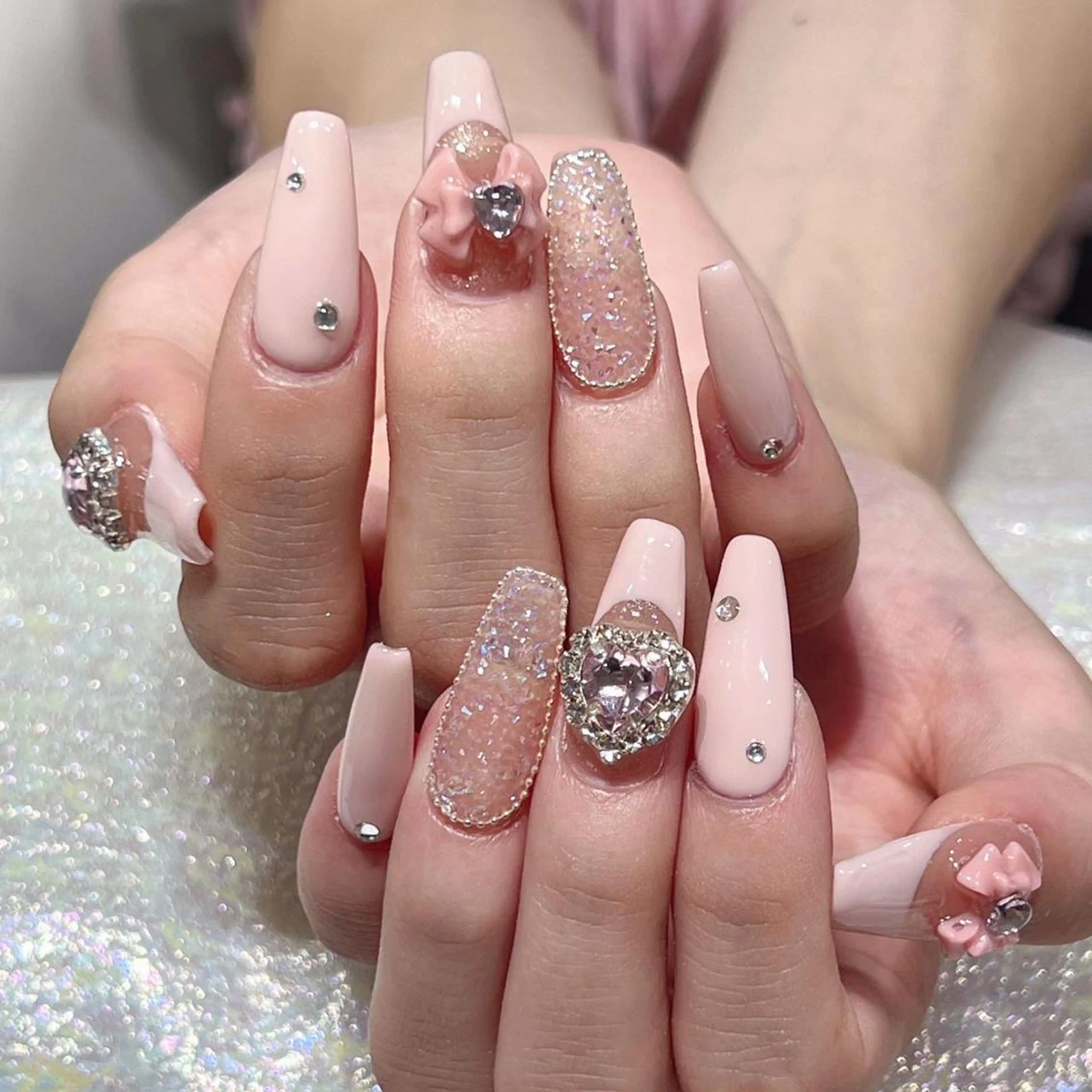 ネイル ハンドネイル Queens みなみのネイルデザイン
