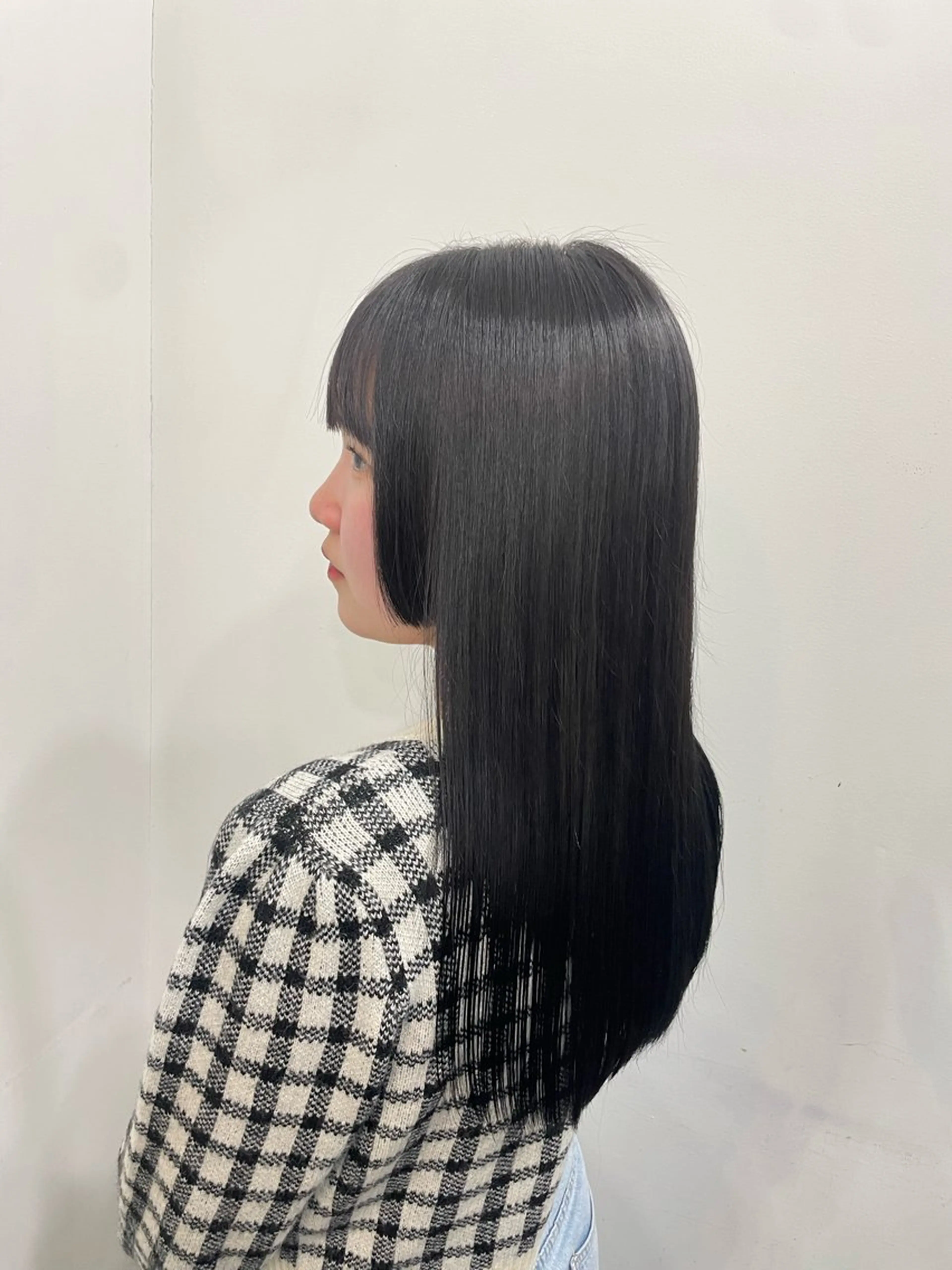 ロング カラー 黒髪 ブルーカラー ブルーブラック 顔周りカット 姫カット 艶・暖色カラー/ メンズ/名駅/ユキハのヘアスタイル