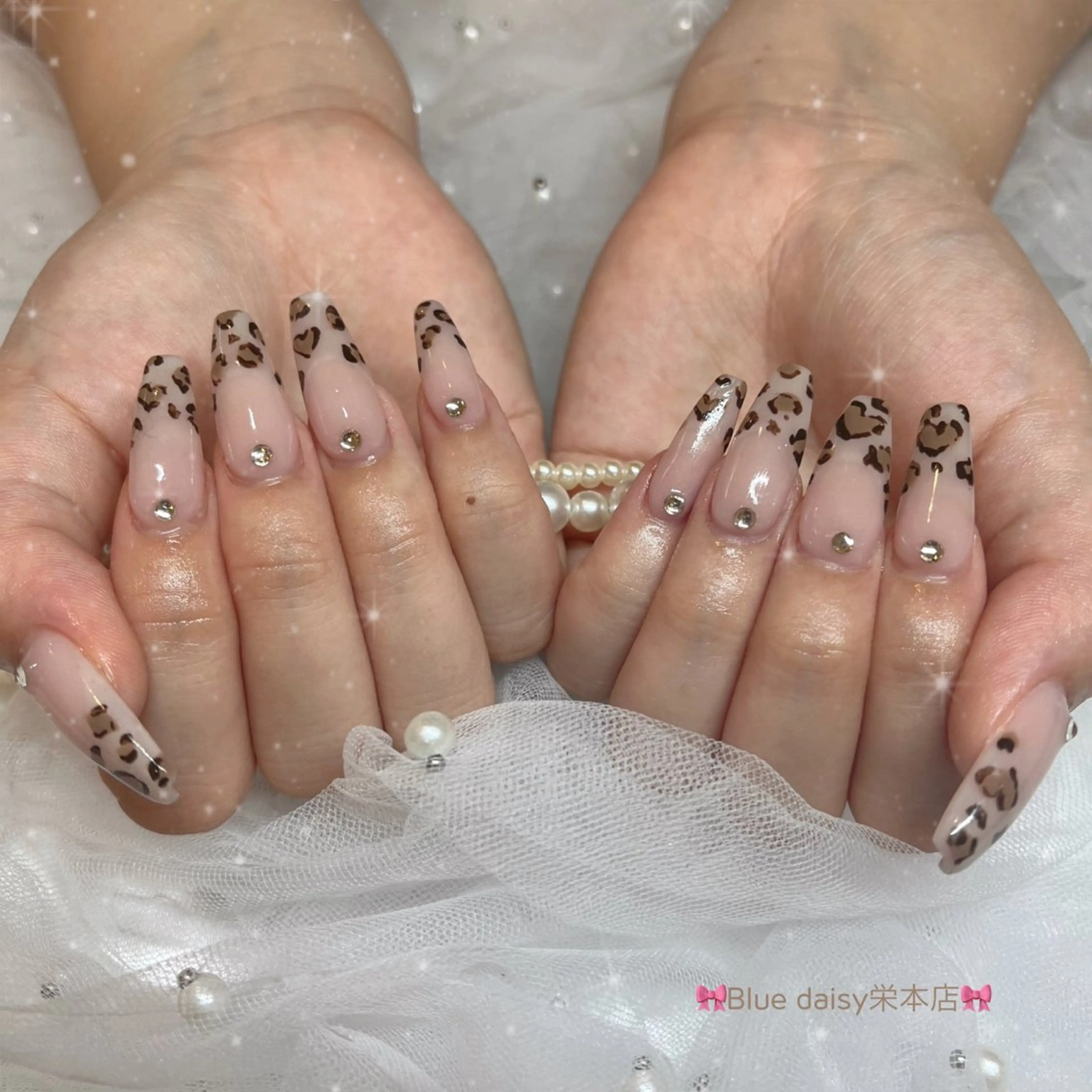 ネイル アニマル柄 フレンチネイル ハンドネイル ブルーデイジー栄本店所属・BlueDaisy 栄本店のネイルデザイン