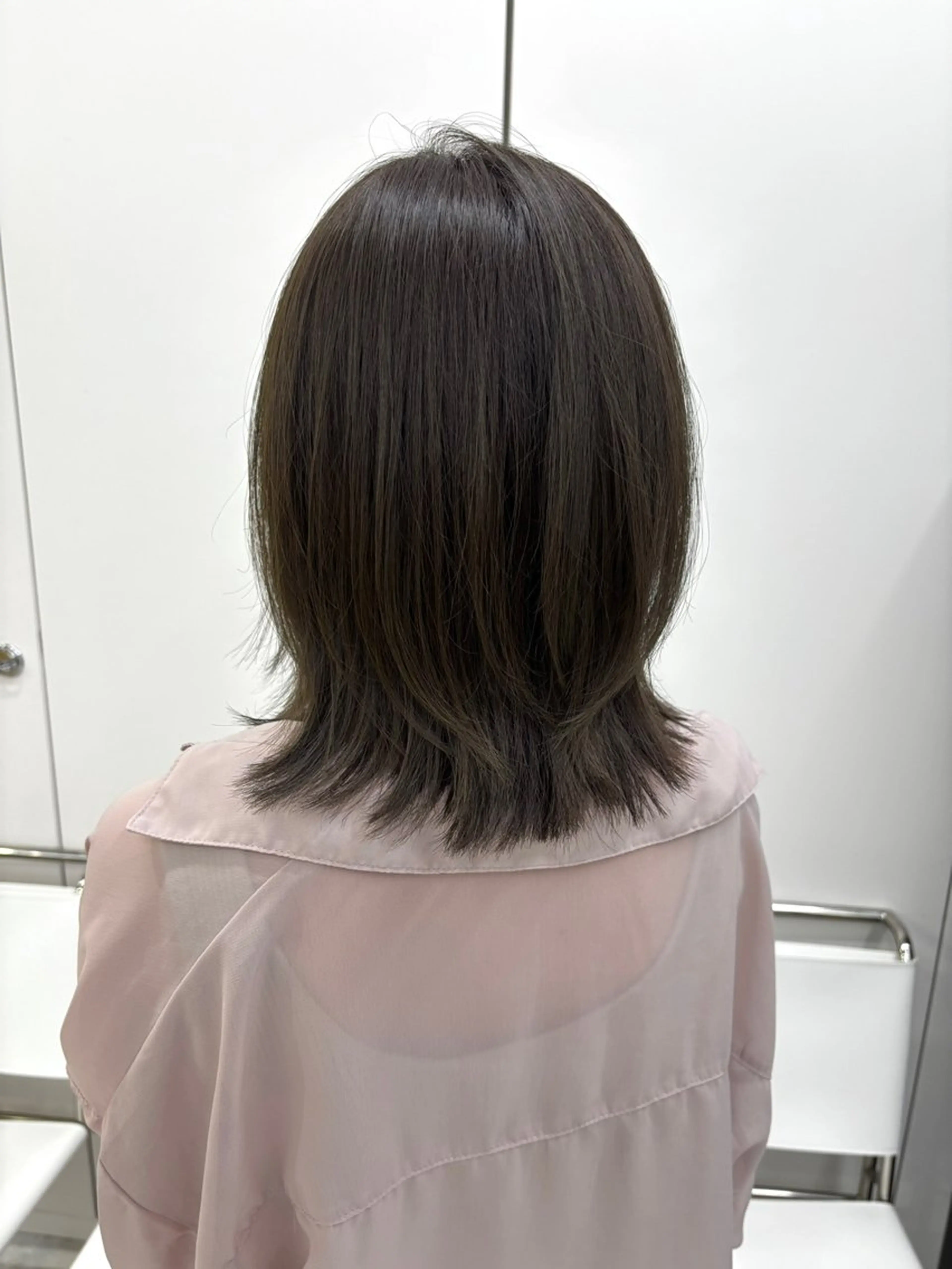 ミディアム カット ヘアカラー 榊琴帆/美容師兼 アイブロウリストの眉毛・アイブロウイメージ