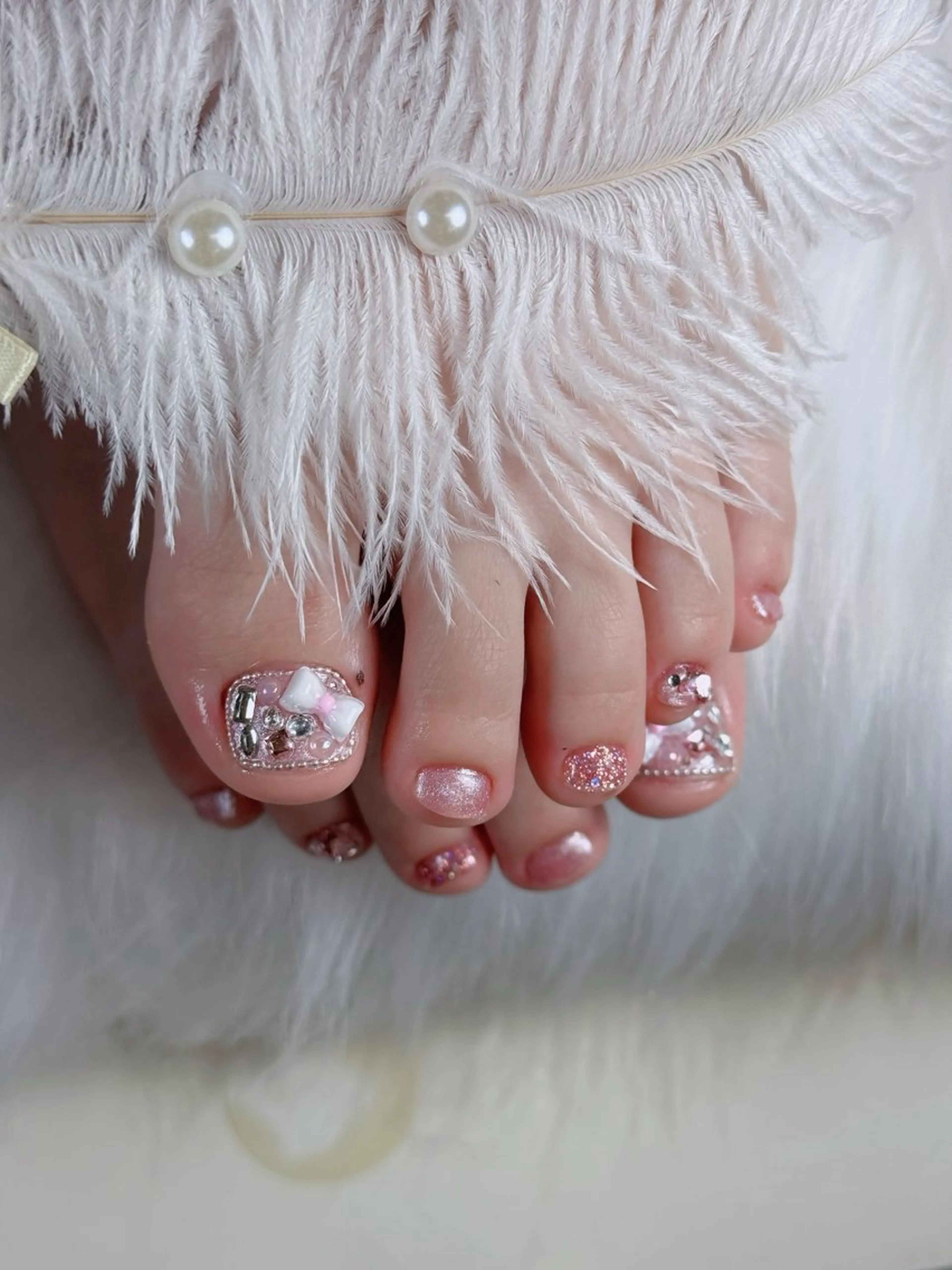 ネイル オーロラネイル チークネイル フットネイル フレンチネイル 韓国ネイル フットネイル Lumi Nailのネイルデザイン
