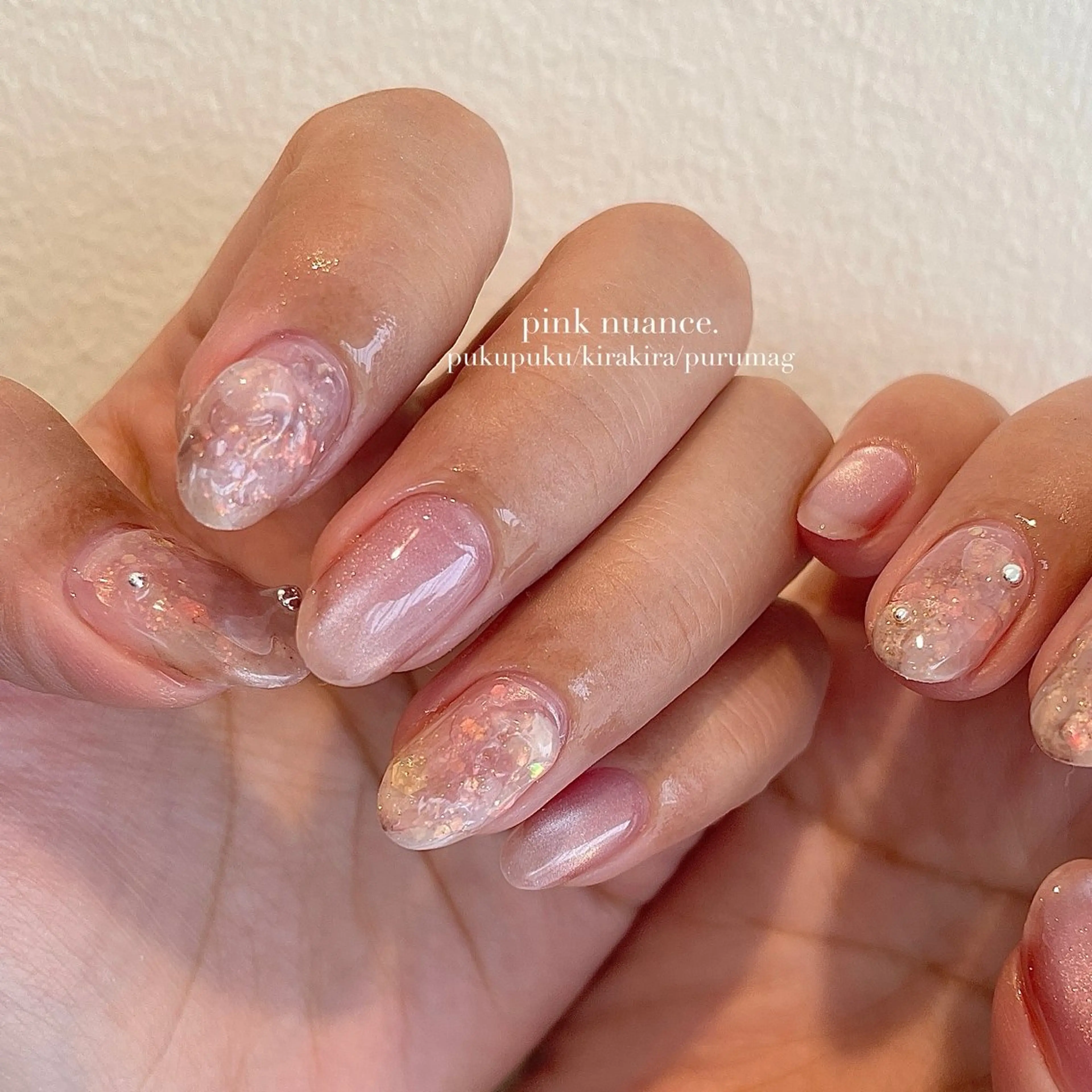ネイル essence所属・pétit maakoのネイルデザイン