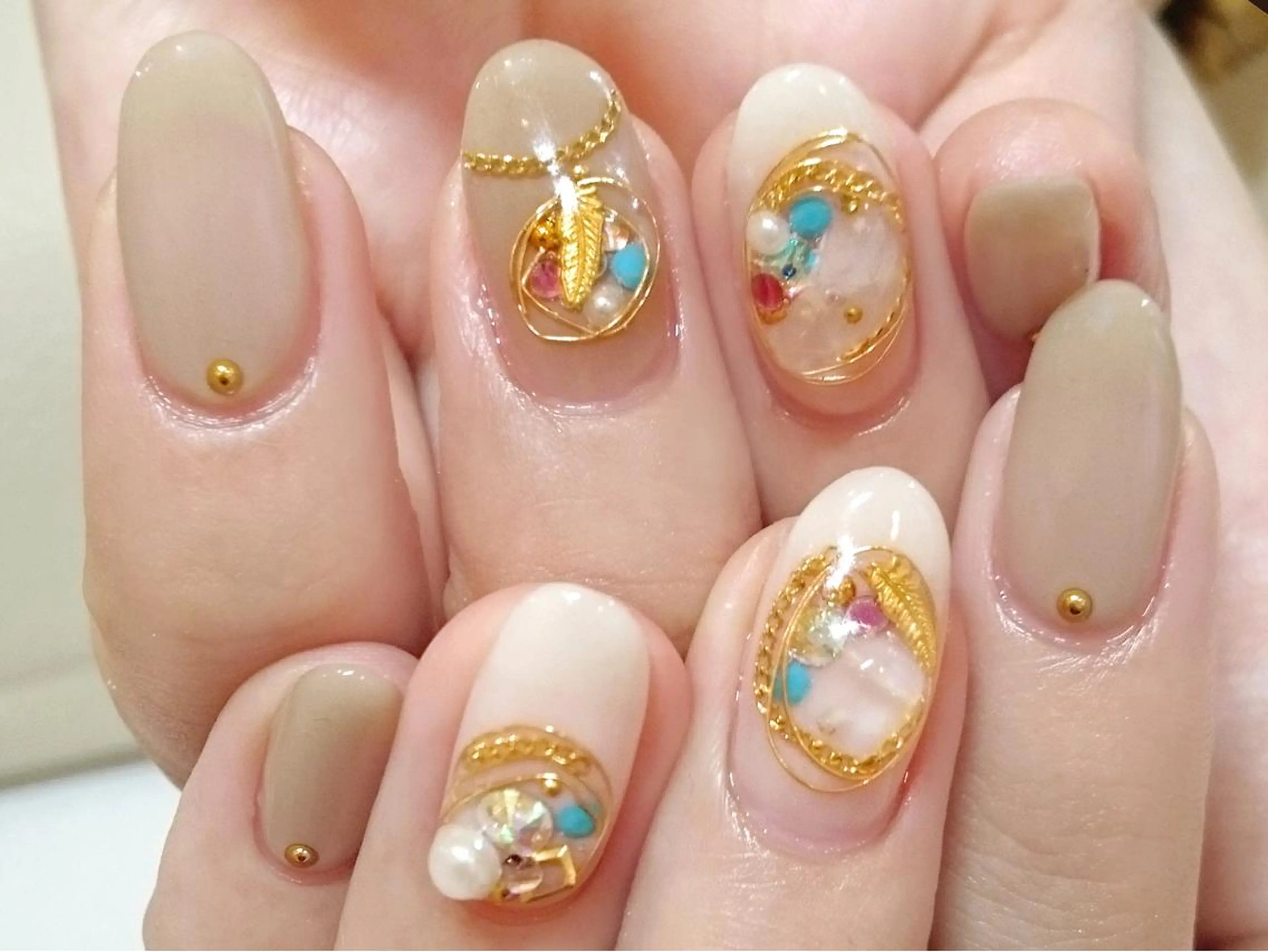 ネイル ネイル＆フラワーサロン〜Ri✦hiro〜鳥栖店所属・HIRATA RIEのネイルデザイン