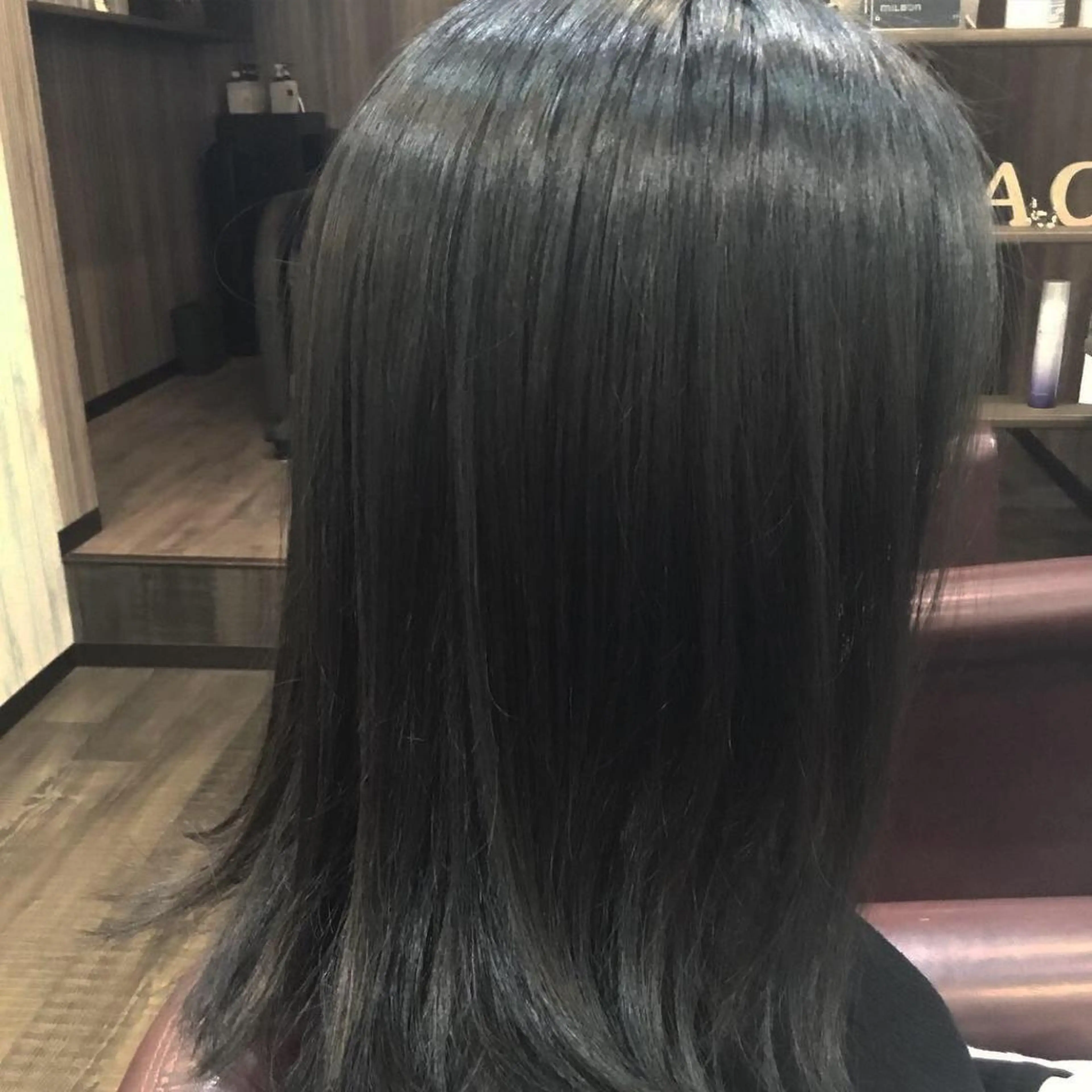 ミディアム カラー 金崎 新吾のヘアスタイル