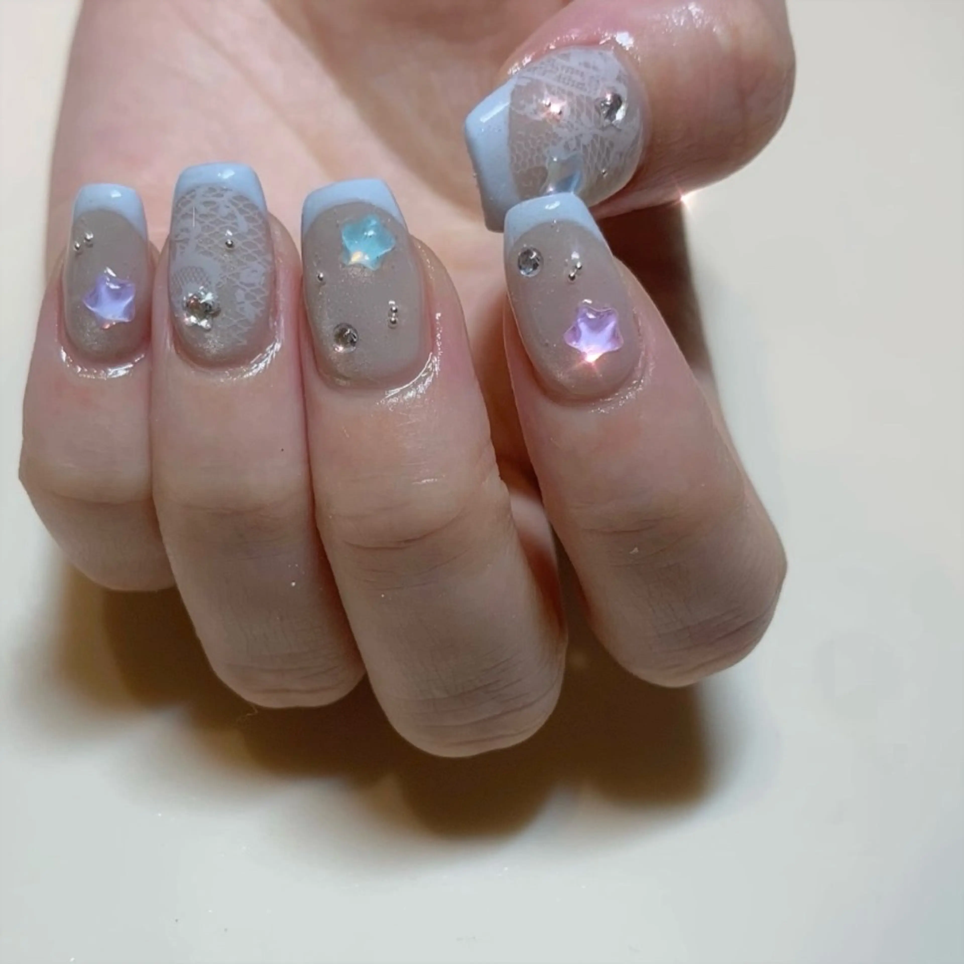 ネイル ハンドネイル share salon RURU所属・⭐︎ hiyoriのネイルデザイン