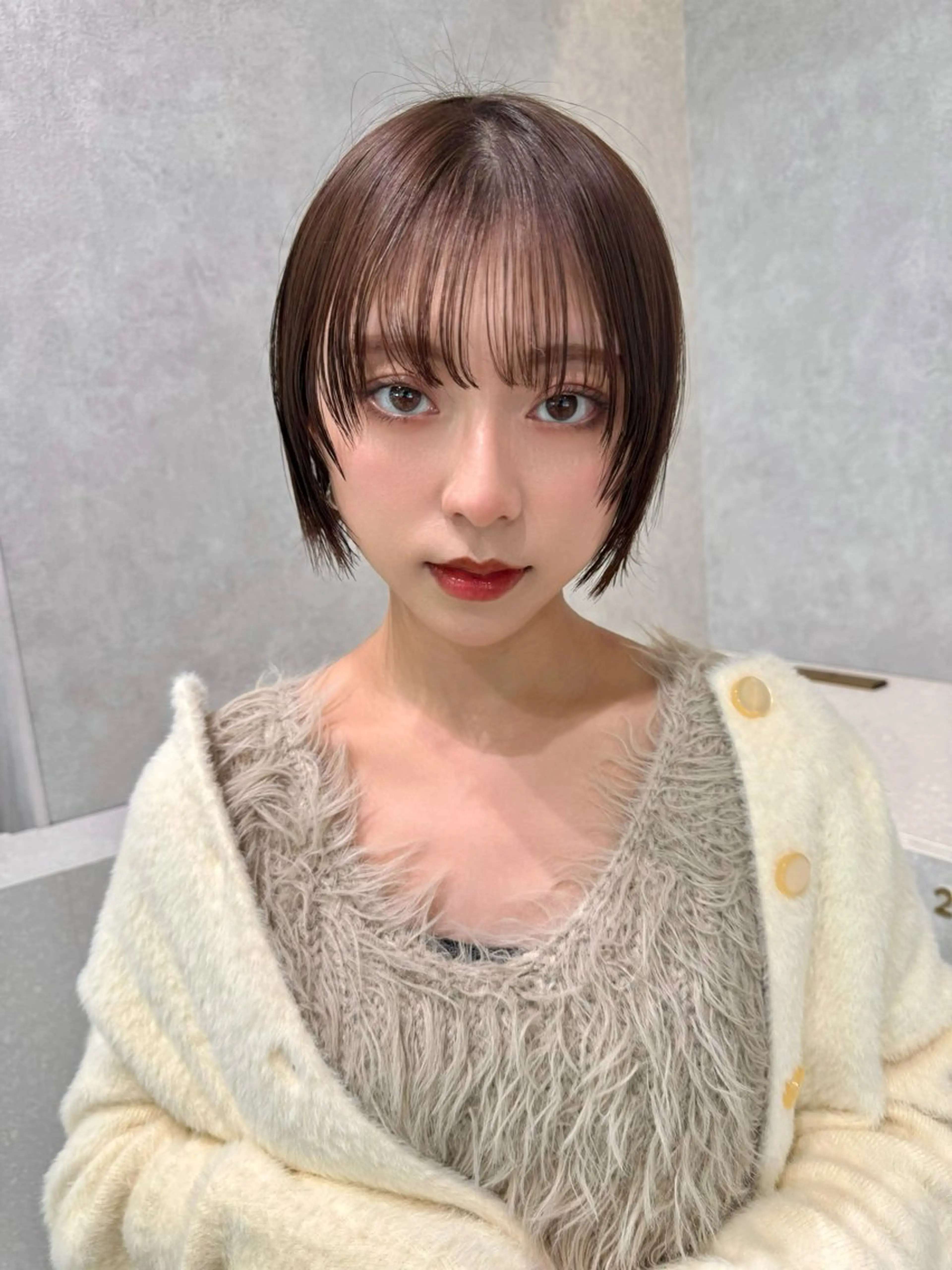 ミディアム カット ヘアカラー トリートメント 前髪/レイヤー/ ショート/しんやのヘアスタイル