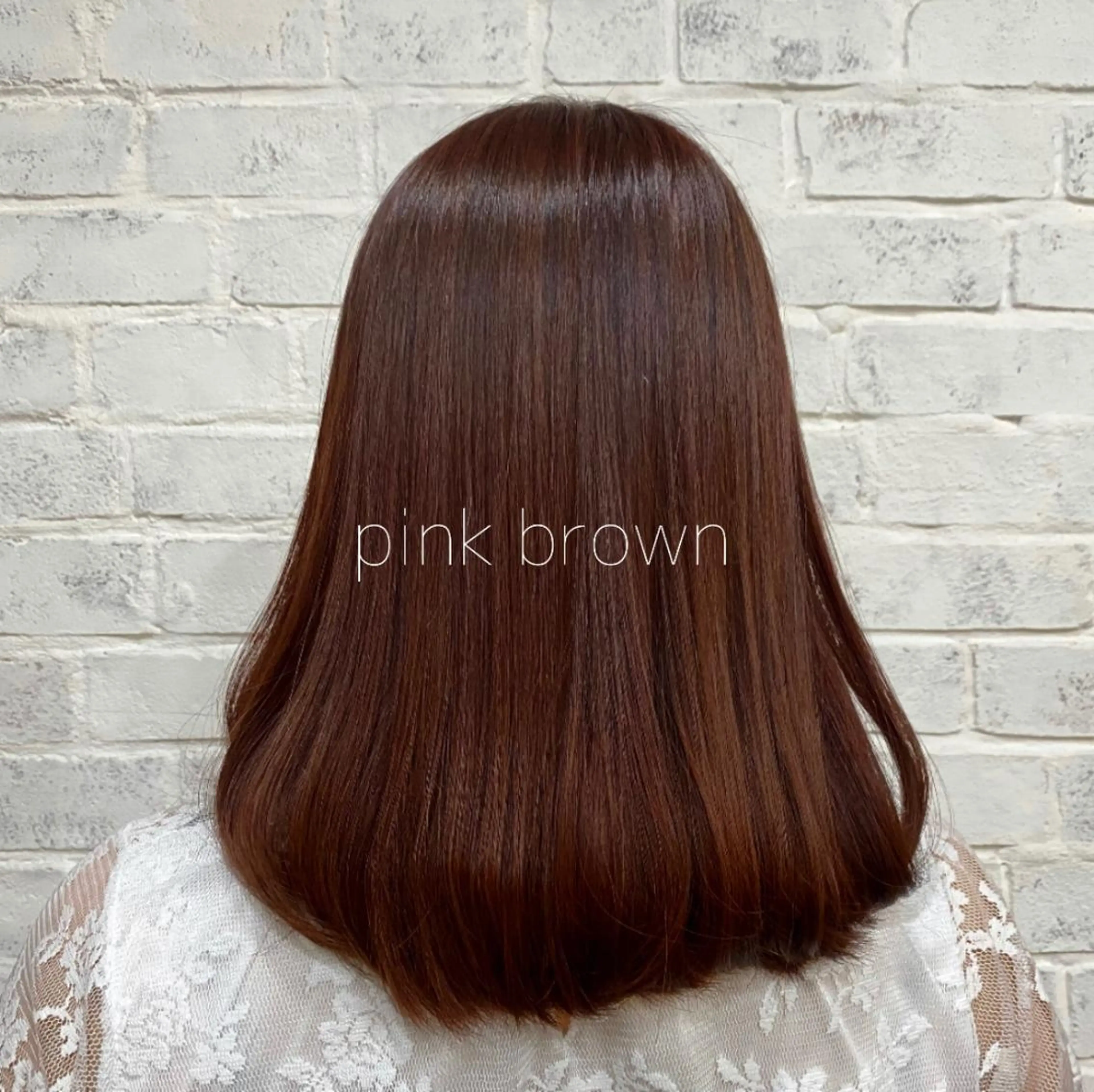 ミディアム カラー 平野 愛華のヘアスタイル