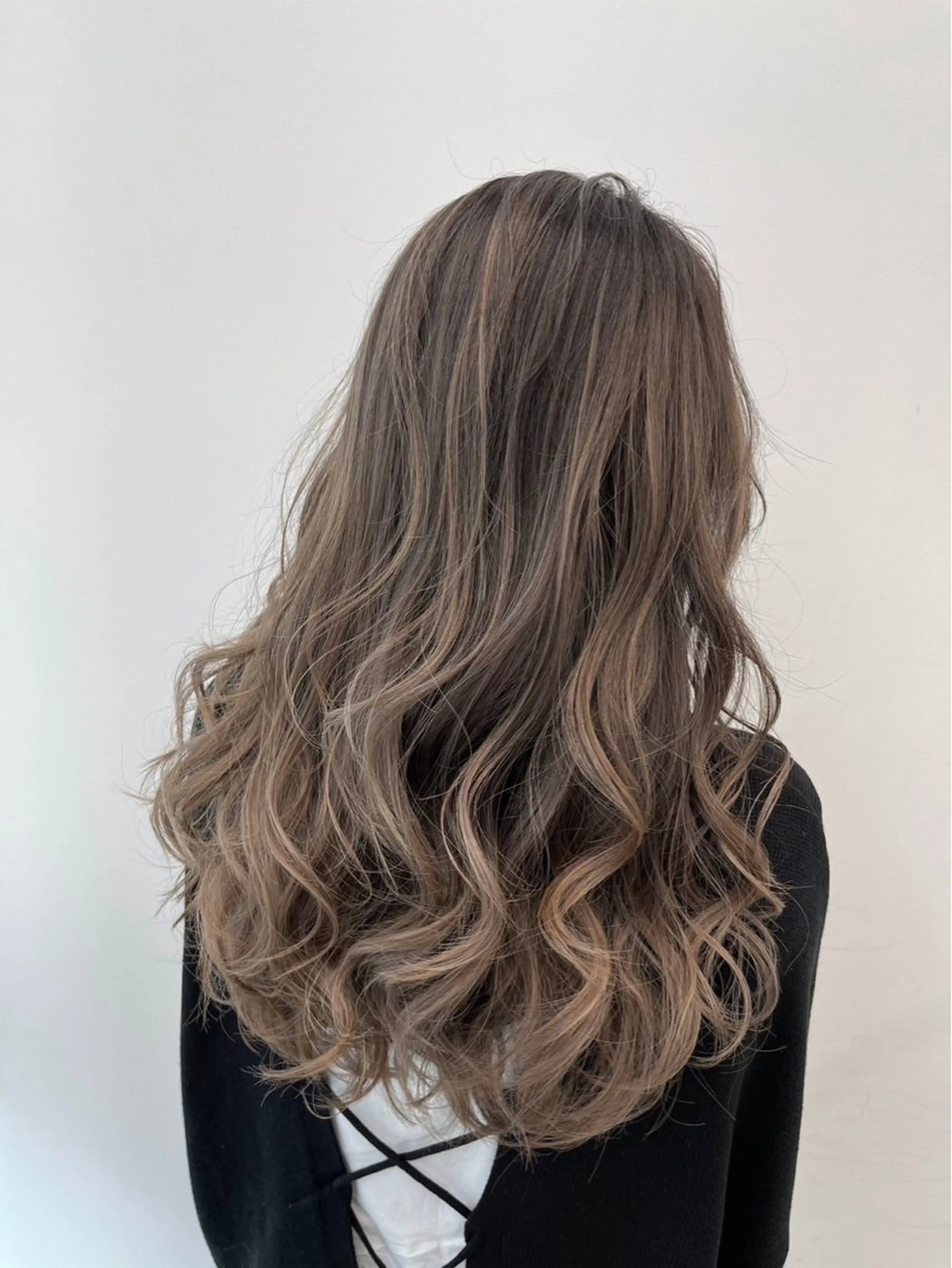 セミロング レイヤーカット 💫siesta ・スズノ🐈💫のヘアスタイル