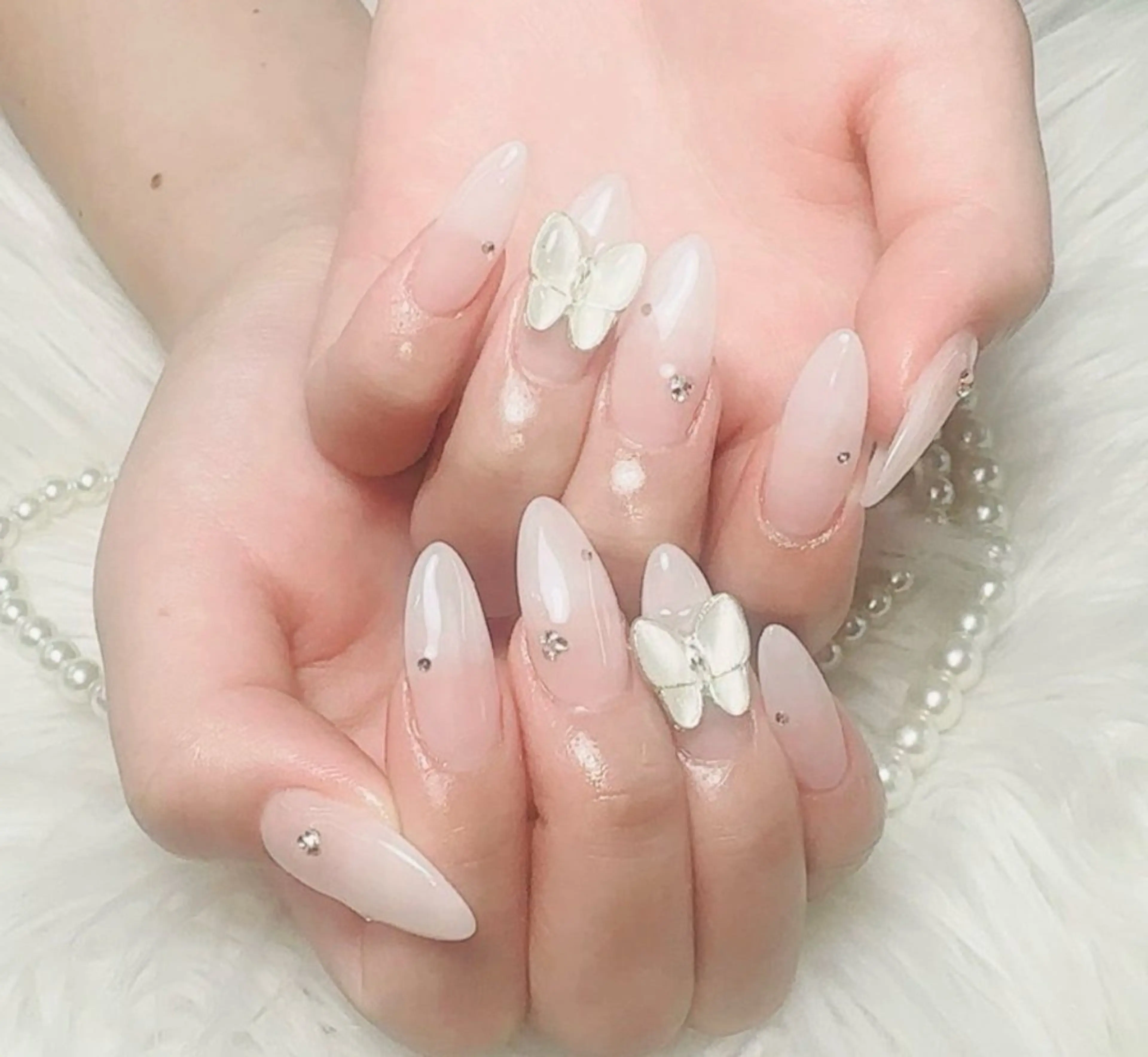 ネイル 成人式 韓国ネイル オフィスネイル ハンドネイル ハンドケア cat‘s nail🐈‍⬛のネイルデザイン