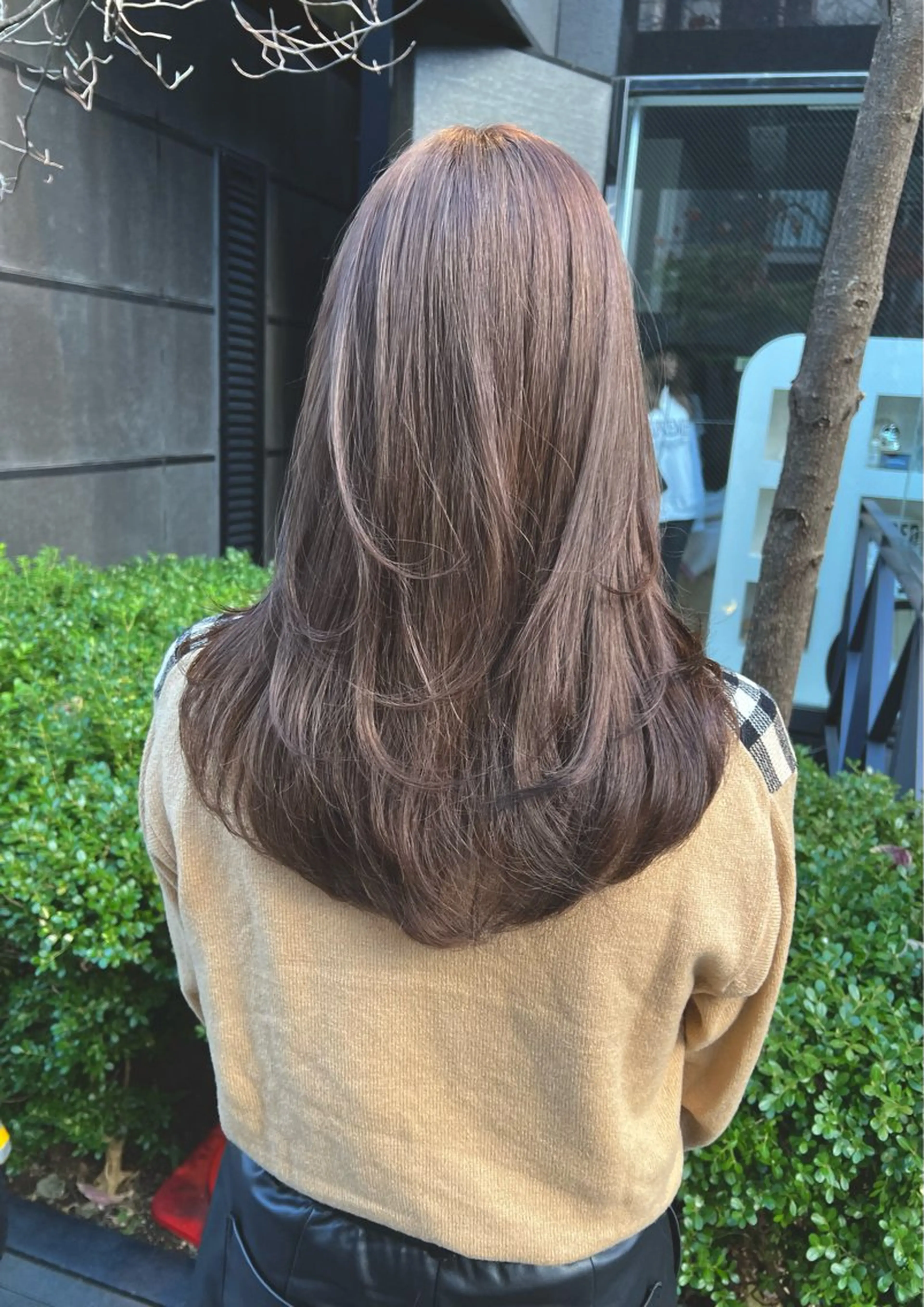 ロング カラー ロングレイヤー レイヤーカット ロング トリートメント salowin所属・吉ヶ別符 亮祐のヘアスタイル