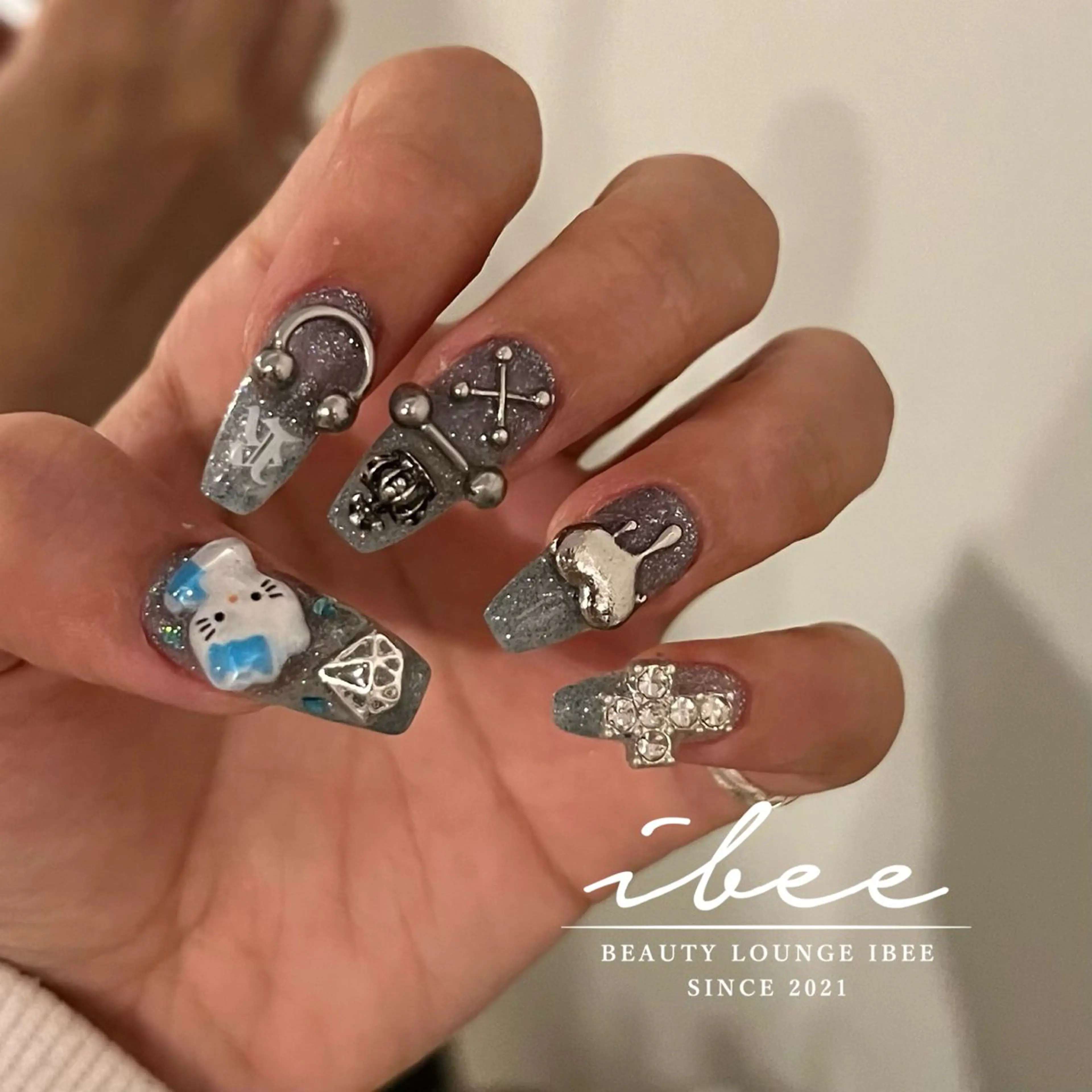 ネイル ハンドネイル ibee nail 🤍yumiのネイルデザイン