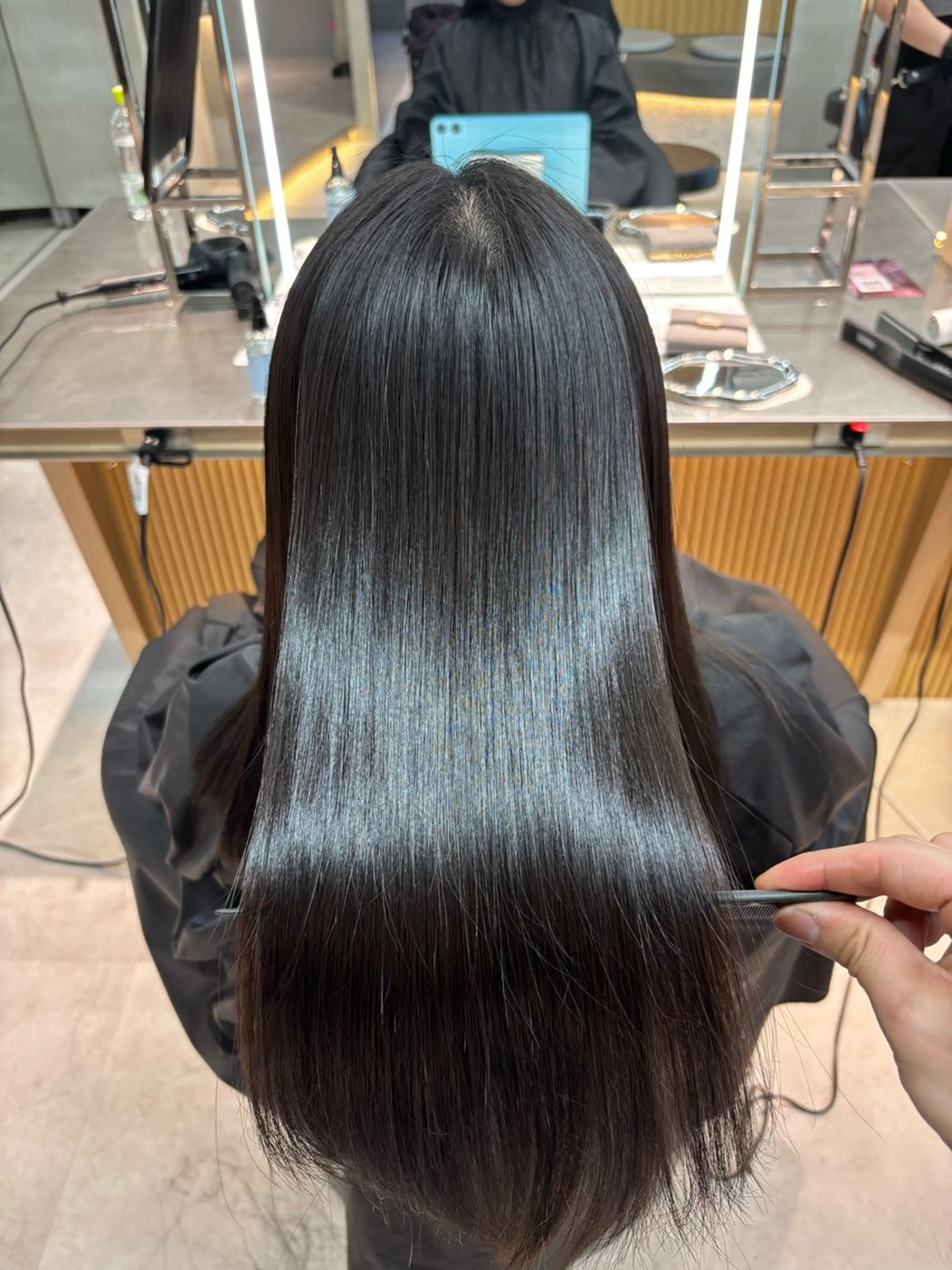 ロング カラー パーマ 髪質改善 レイヤーカット 縮毛矯正 カット ヘアカラー 縮毛矯正 トリートメント 【美髪矯正) 吉村　清志のヘアスタイル