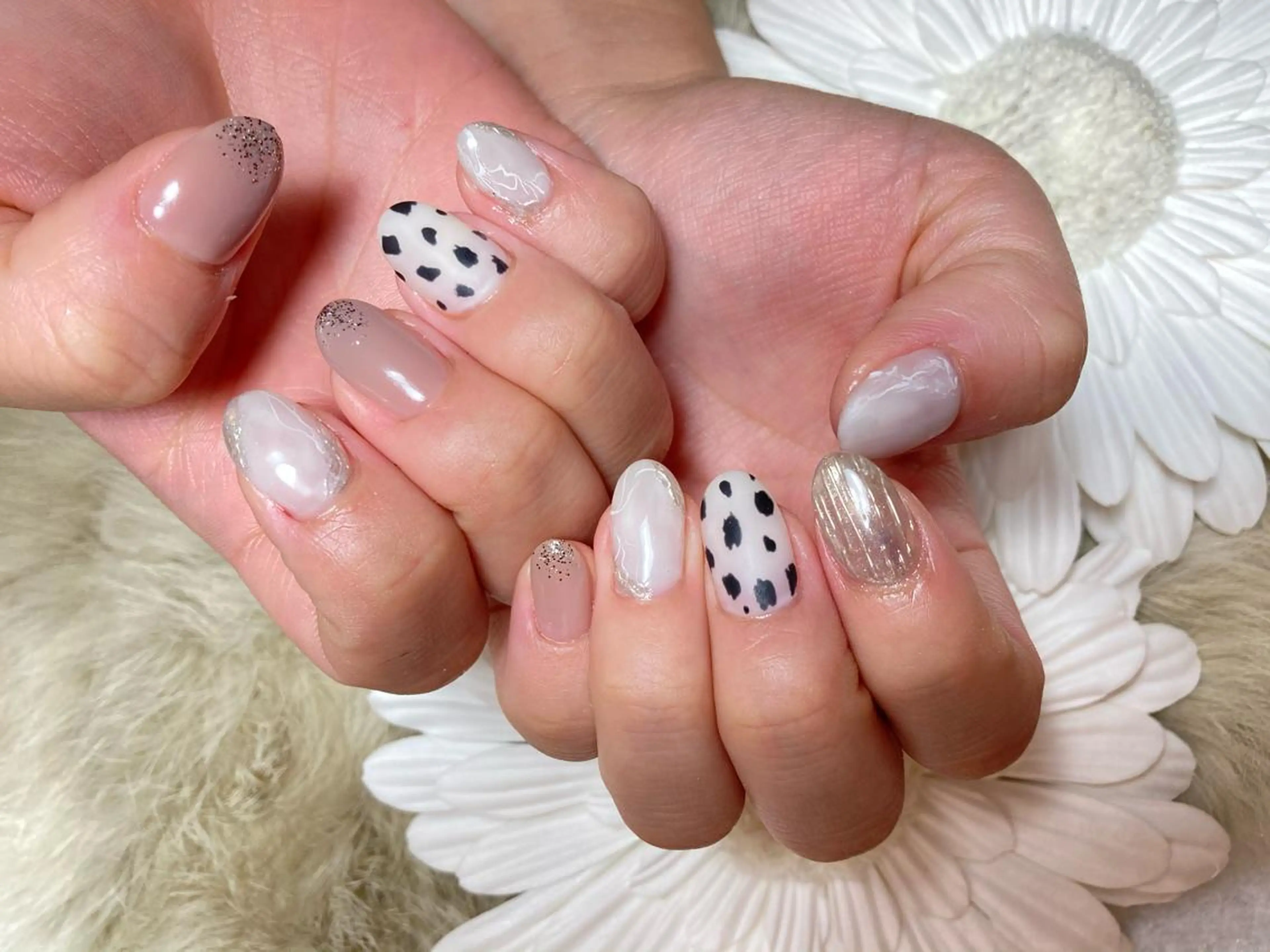 ネイル Yakko pas á pasのネイルデザイン