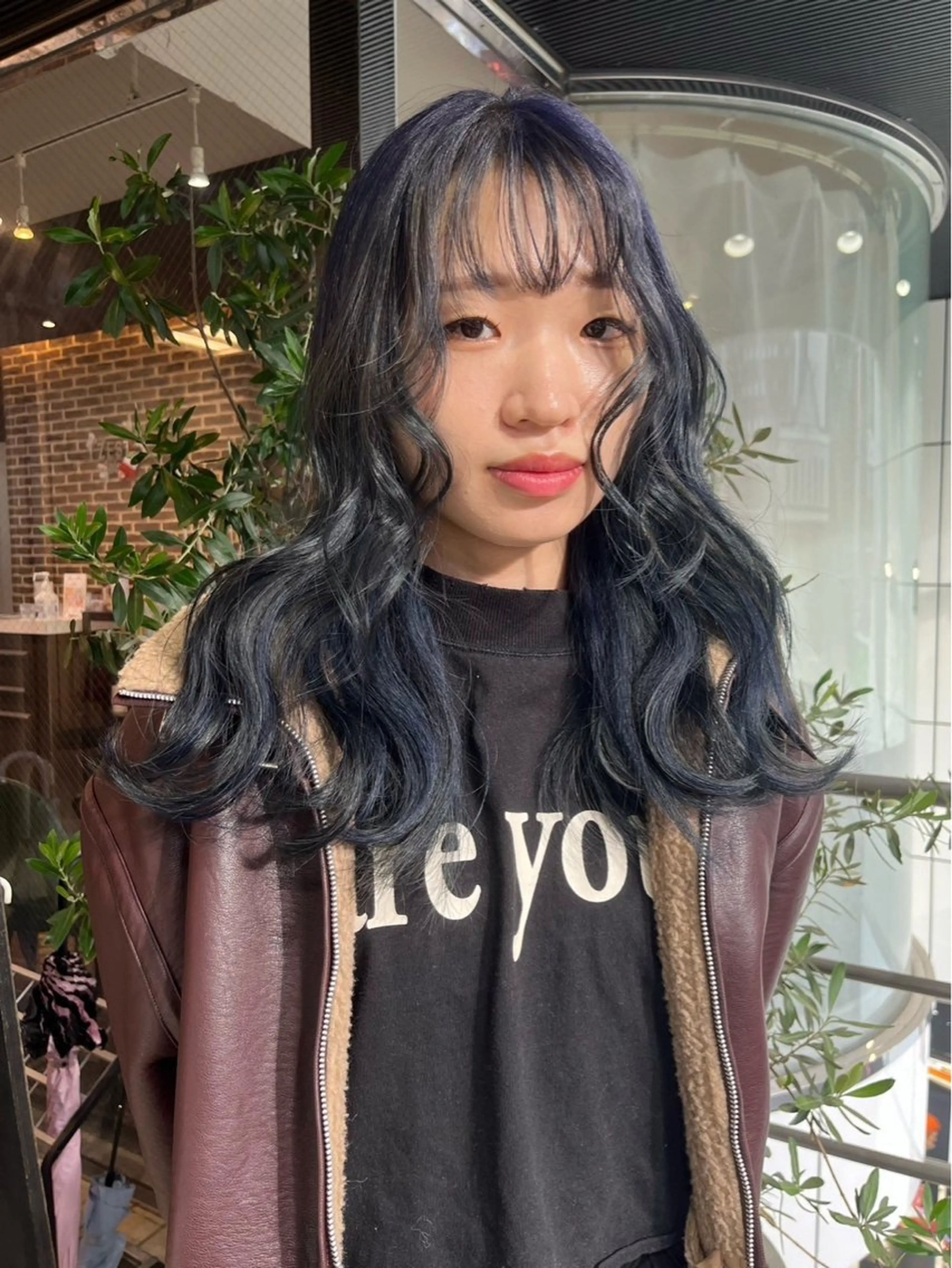 カラー ブリーチ ケアブリーチ ダブルカラー ハイトーンカラー インナーカラー ヘアカラー 暗髪/レイヤー/ボブ 🪩💫KAYOのヘアスタイル