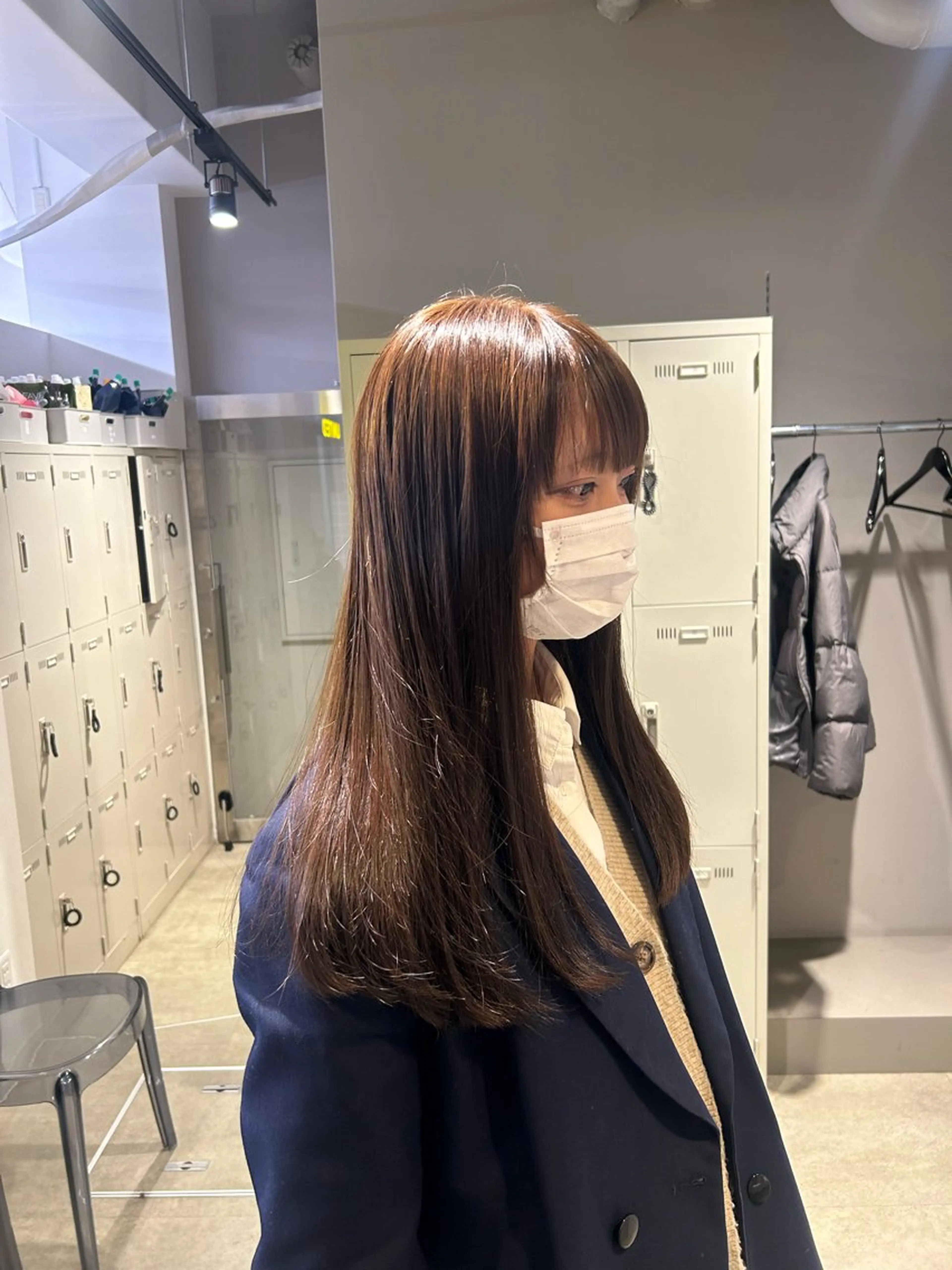 ロング カラー カット ヘアカラー トリートメント ヘッドスパ 韓国ヘア暗髪 ダブルカラーメンズ可のヘアスタイル