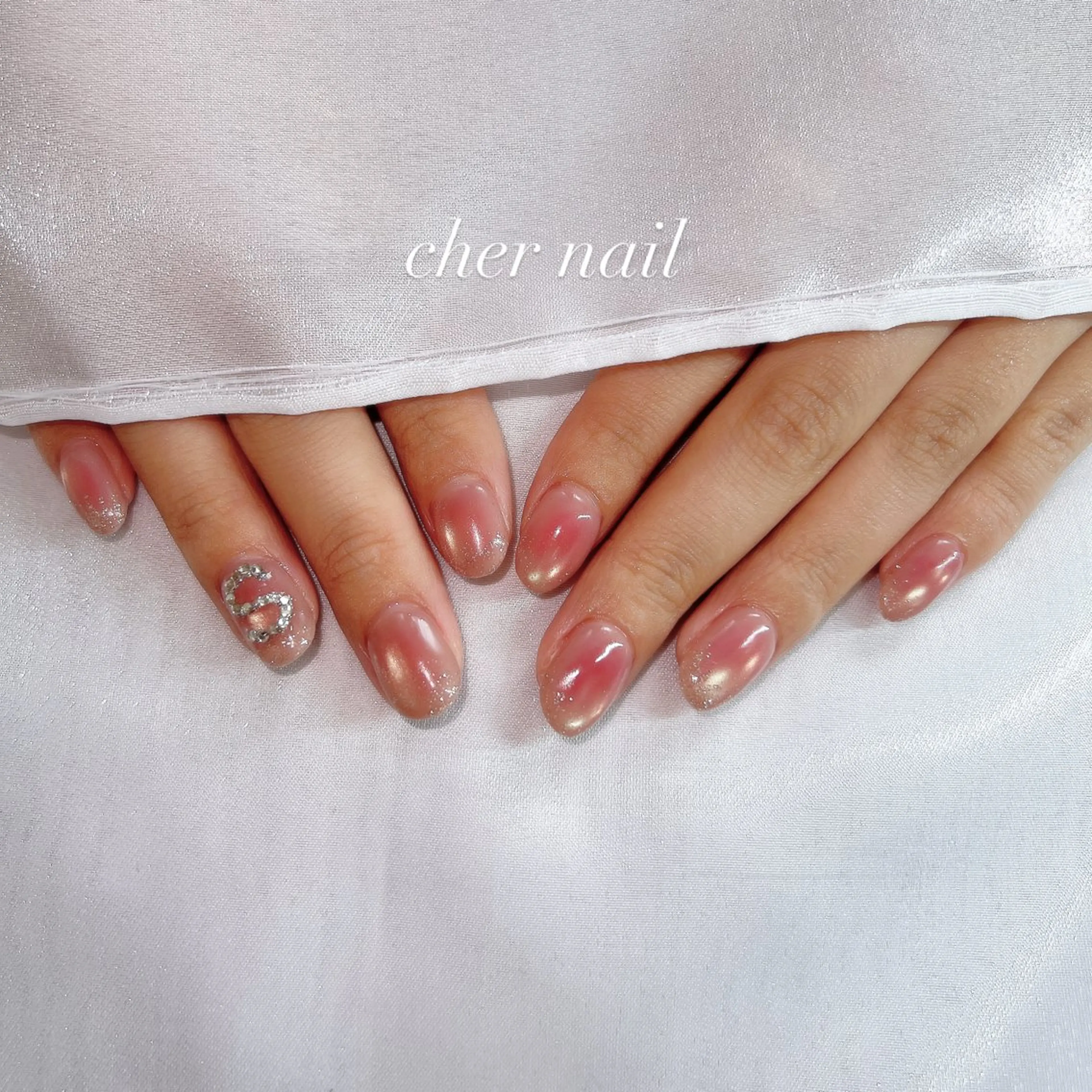 ネイル ワンホンネイル ハンドネイル CHER NAIL(シェルネイル)所属・cher loydのネイルデザイン
