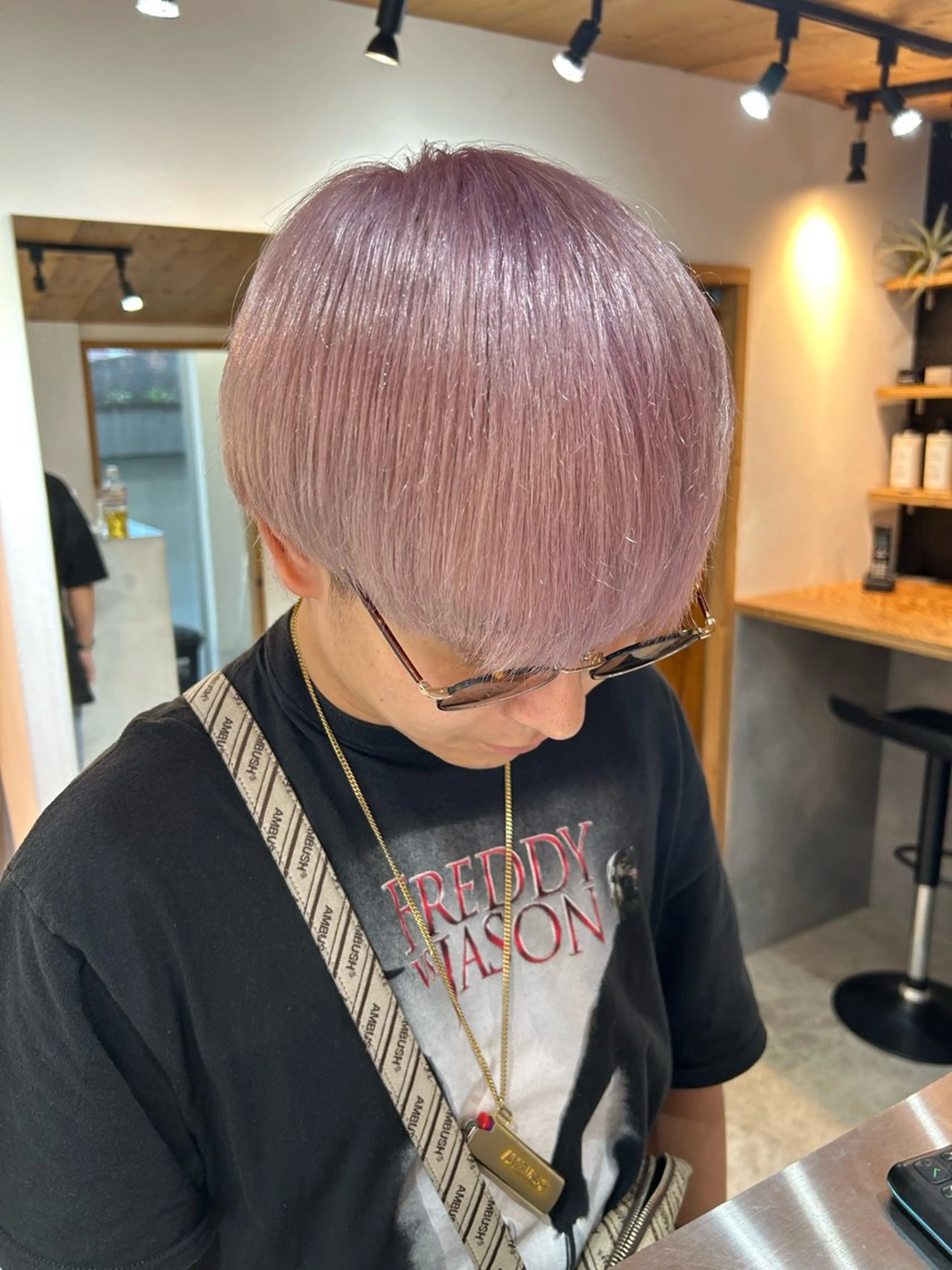 ショート カラー メンズ メンズハイトーン ハイトーンカラー ピンクカラー カット ヘアカラー トリートメント 🧸艶々韓国ヘア 🧁mizunaのヘアスタイル